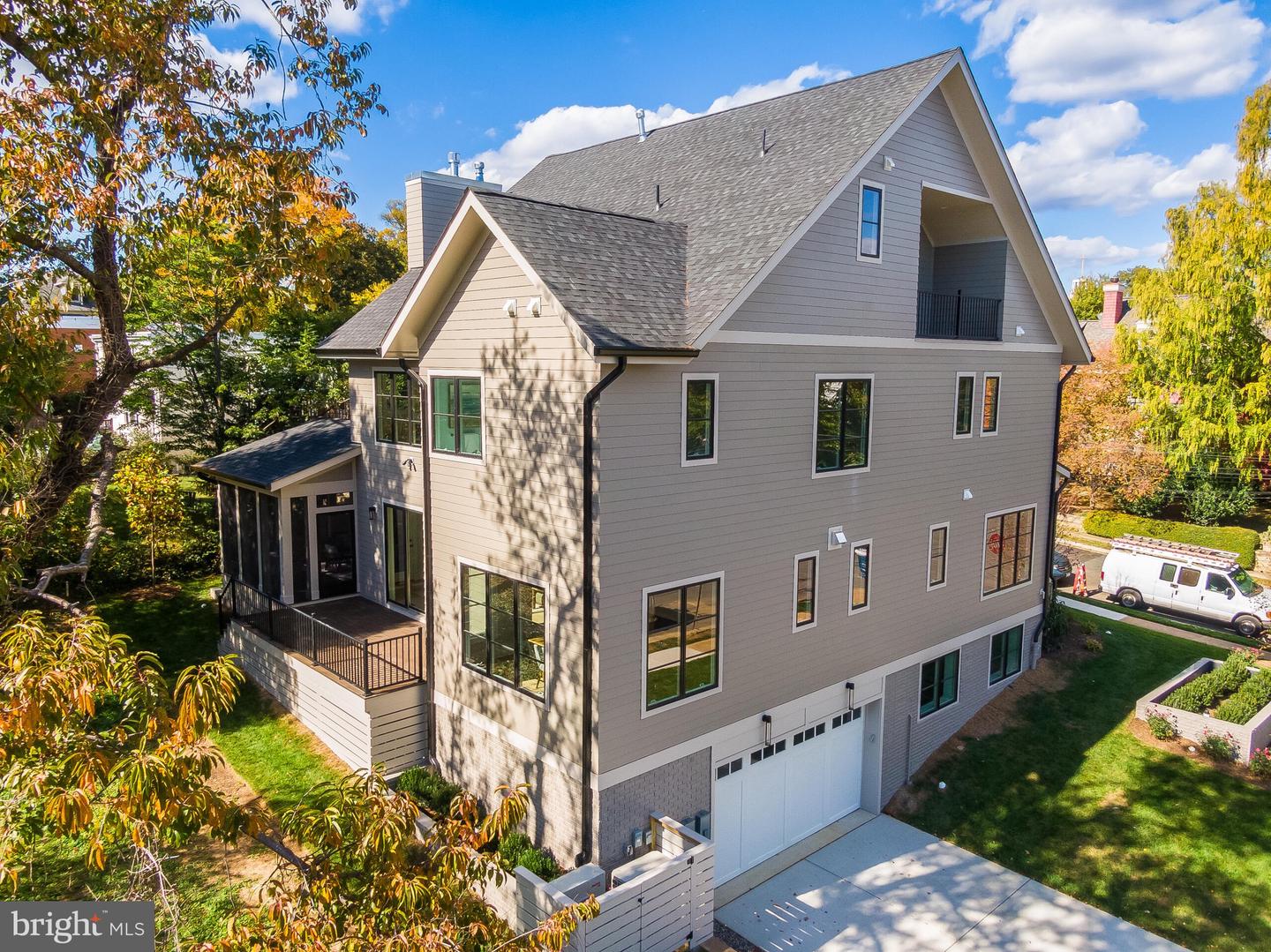 4102 18TH RD N, ARLINGTON, Virginia 22207, 6 Bedrooms Bedrooms, ,6 BathroomsBathrooms,Residential,For sale,4102 18TH RD N,VAAR2058300 MLS # VAAR2058300 4102 18TH RD N, ARLINGTON, Virginia 22207, 6 Bedrooms Bedrooms, ,6 BathroomsBathrooms,Residential,For sale,4102 18TH RD N,VAAR2058300 MLS # VAAR2058300