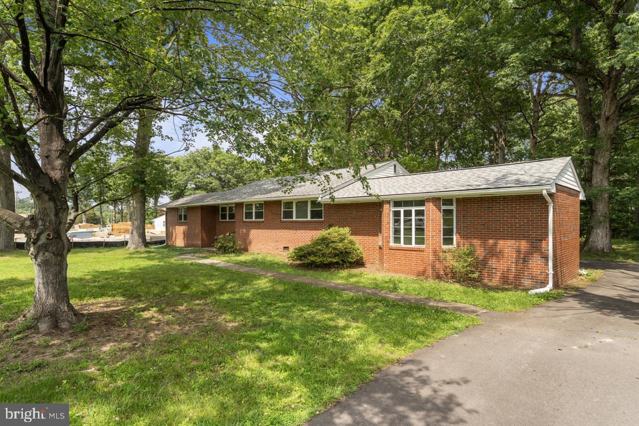 12103 ANDORA DR, FREDERICKSBURG, Virginia 22407, 4 Bedrooms Bedrooms, ,2 BathroomsBathrooms,Residential,For sale,12103 ANDORA DR,VASP2033500 MLS # VASP2033500 12103 ANDORA DR, FREDERICKSBURG, Virginia 22407, 4 Bedrooms Bedrooms, ,2 BathroomsBathrooms,Residential,For sale,12103 ANDORA DR,VASP2033500 MLS # VASP2033500