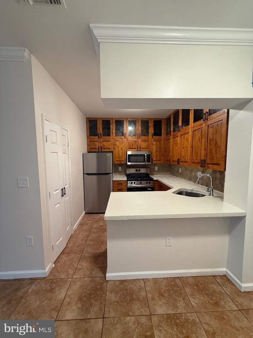 12901 ALTON SQ #102, HERNDON, Virginia 20170, 1 Bedroom Bedrooms, ,1 BathroomBathrooms,Residential,For sale,12901 ALTON SQ #102,VAFX2245360 MLS # VAFX2245360 12901 ALTON SQ #102, HERNDON, Virginia 20170, 1 Bedroom Bedrooms, ,1 BathroomBathrooms,Residential,For sale,12901 ALTON SQ #102,VAFX2245360 MLS # VAFX2245360