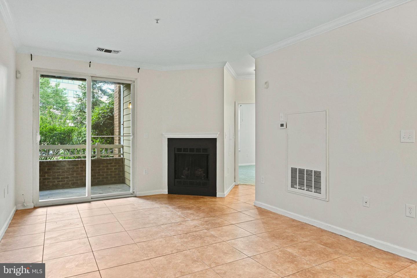 12901 ALTON SQ #102, HERNDON, Virginia 20170, 1 Bedroom Bedrooms, ,1 BathroomBathrooms,Residential,For sale,12901 ALTON SQ #102,VAFX2245360 MLS # VAFX2245360 12901 ALTON SQ #102, HERNDON, Virginia 20170, 1 Bedroom Bedrooms, ,1 BathroomBathrooms,Residential,For sale,12901 ALTON SQ #102,VAFX2245360 MLS # VAFX2245360