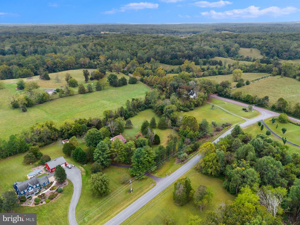 16371 QUAIL RIDGE DR, AMISSVILLE, Virginia 20106, 3 Bedrooms Bedrooms, ,2 BathroomsBathrooms,Residential,16371 QUAIL RIDGE DR,VACU2008634 MLS # VACU2008634 16371 QUAIL RIDGE DR, AMISSVILLE, Virginia 20106, 3 Bedrooms Bedrooms, ,2 BathroomsBathrooms,Residential,16371 QUAIL RIDGE DR,VACU2008634 MLS # VACU2008634