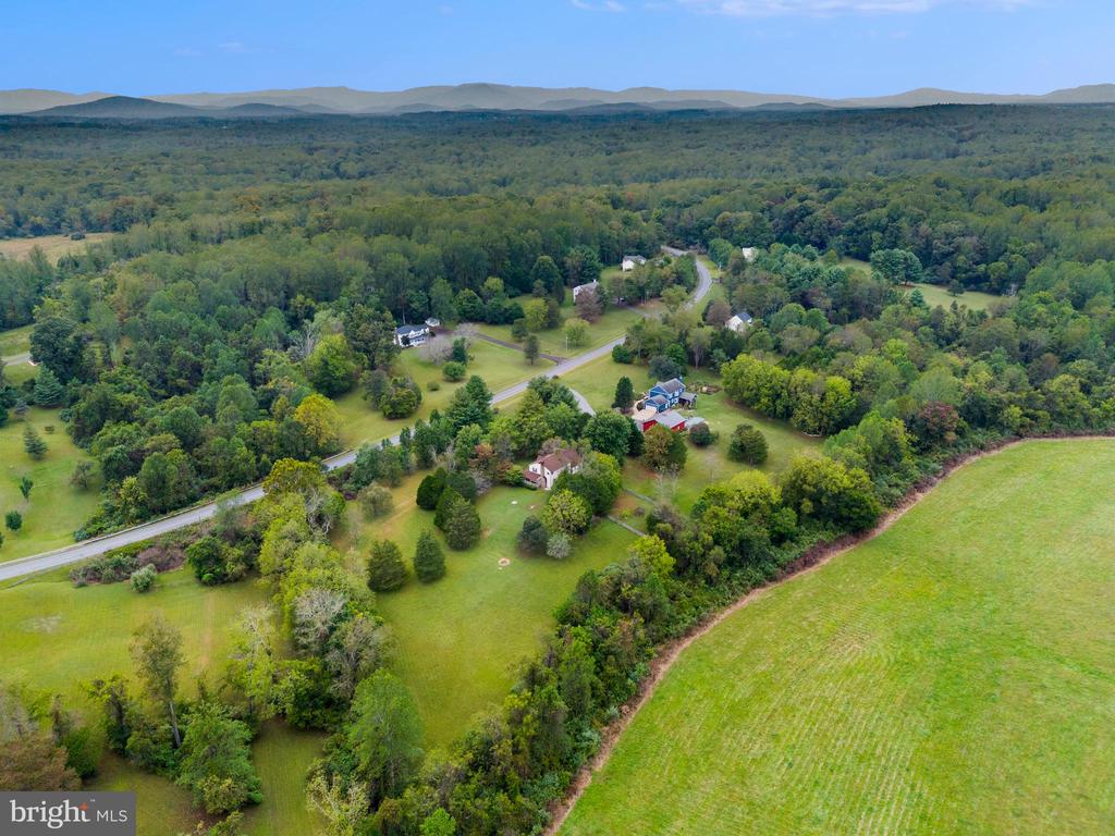 16371 QUAIL RIDGE DR, AMISSVILLE, Virginia 20106, 3 Bedrooms Bedrooms, ,2 BathroomsBathrooms,Residential,16371 QUAIL RIDGE DR,VACU2008634 MLS # VACU2008634 16371 QUAIL RIDGE DR, AMISSVILLE, Virginia 20106, 3 Bedrooms Bedrooms, ,2 BathroomsBathrooms,Residential,16371 QUAIL RIDGE DR,VACU2008634 MLS # VACU2008634