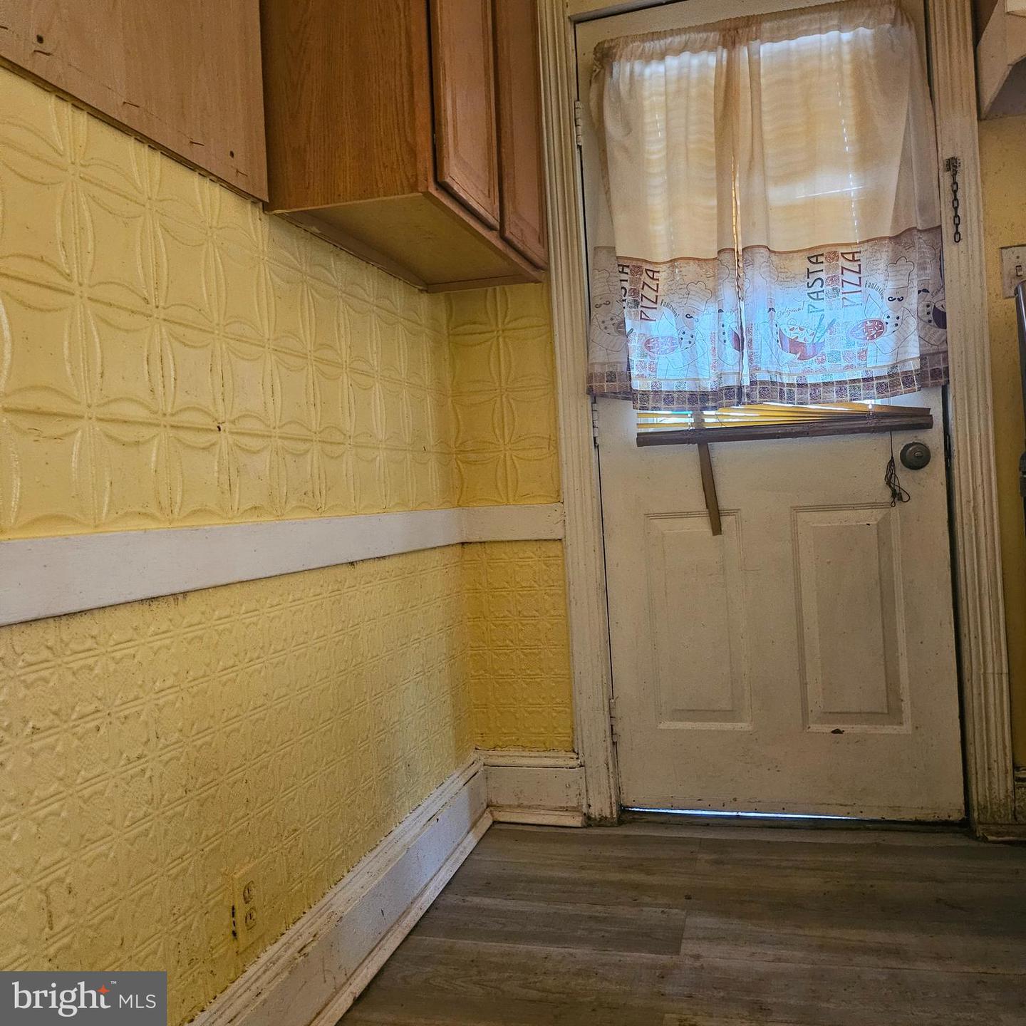 1424 22ND ST SE, WASHINGTON, District Of Columbia 20020, 5 Bedrooms Bedrooms, ,2 BathroomsBathrooms,Residential,For sale,1424 22ND ST SE,DCDC2208714 MLS # DCDC2208714