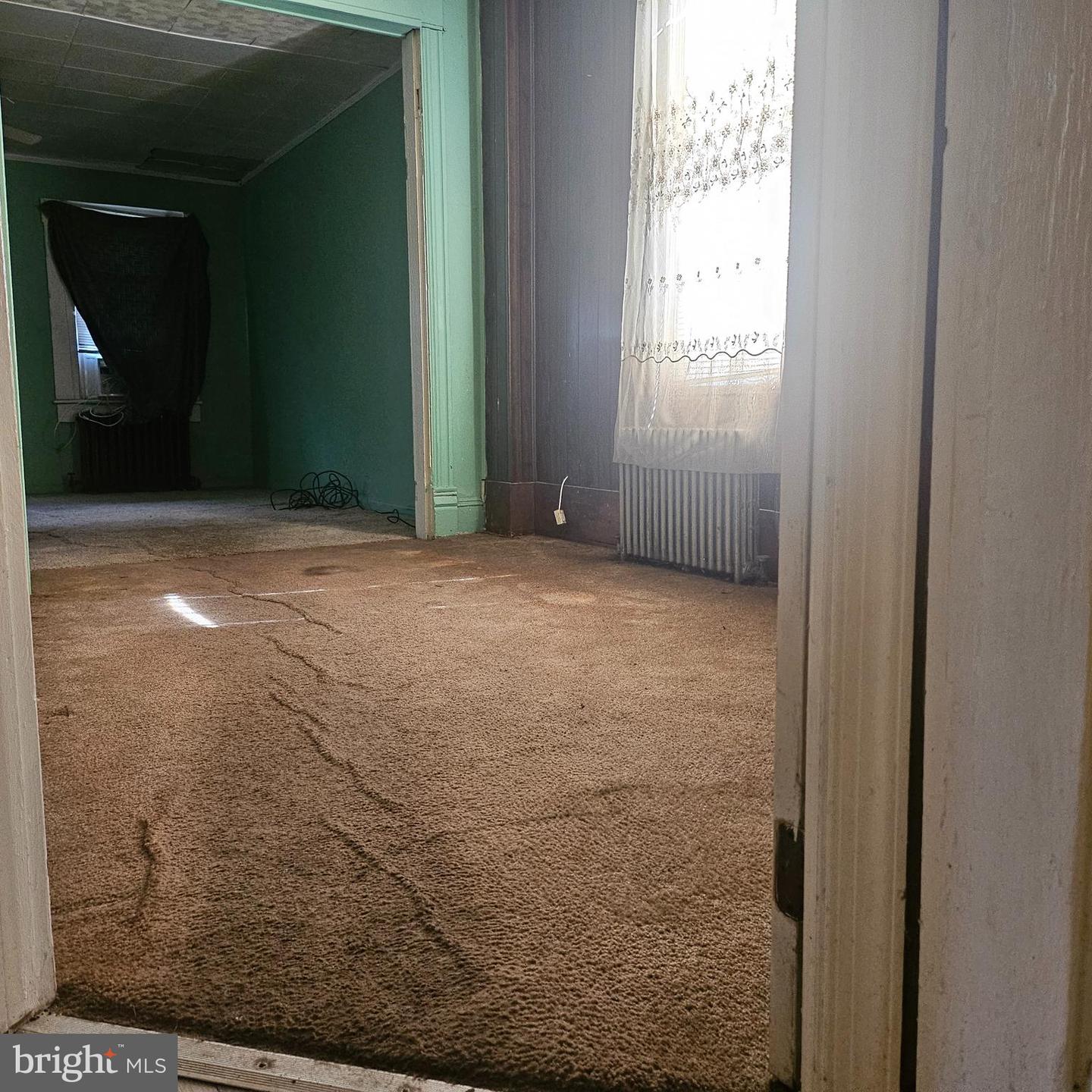 1424 22ND ST SE, WASHINGTON, District Of Columbia 20020, 5 Bedrooms Bedrooms, ,2 BathroomsBathrooms,Residential,For sale,1424 22ND ST SE,DCDC2208714 MLS # DCDC2208714