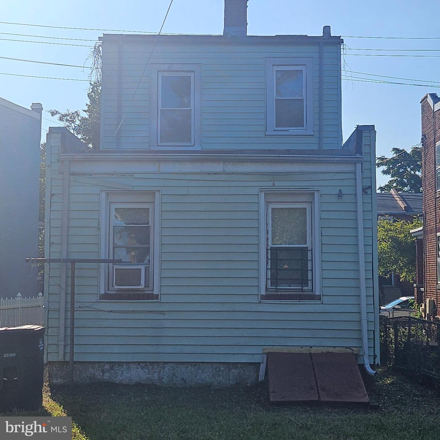 1424 22ND ST SE, WASHINGTON, District Of Columbia 20020, 5 Bedrooms Bedrooms, ,2 BathroomsBathrooms,Residential,For sale,1424 22ND ST SE,DCDC2208714 MLS # DCDC2208714