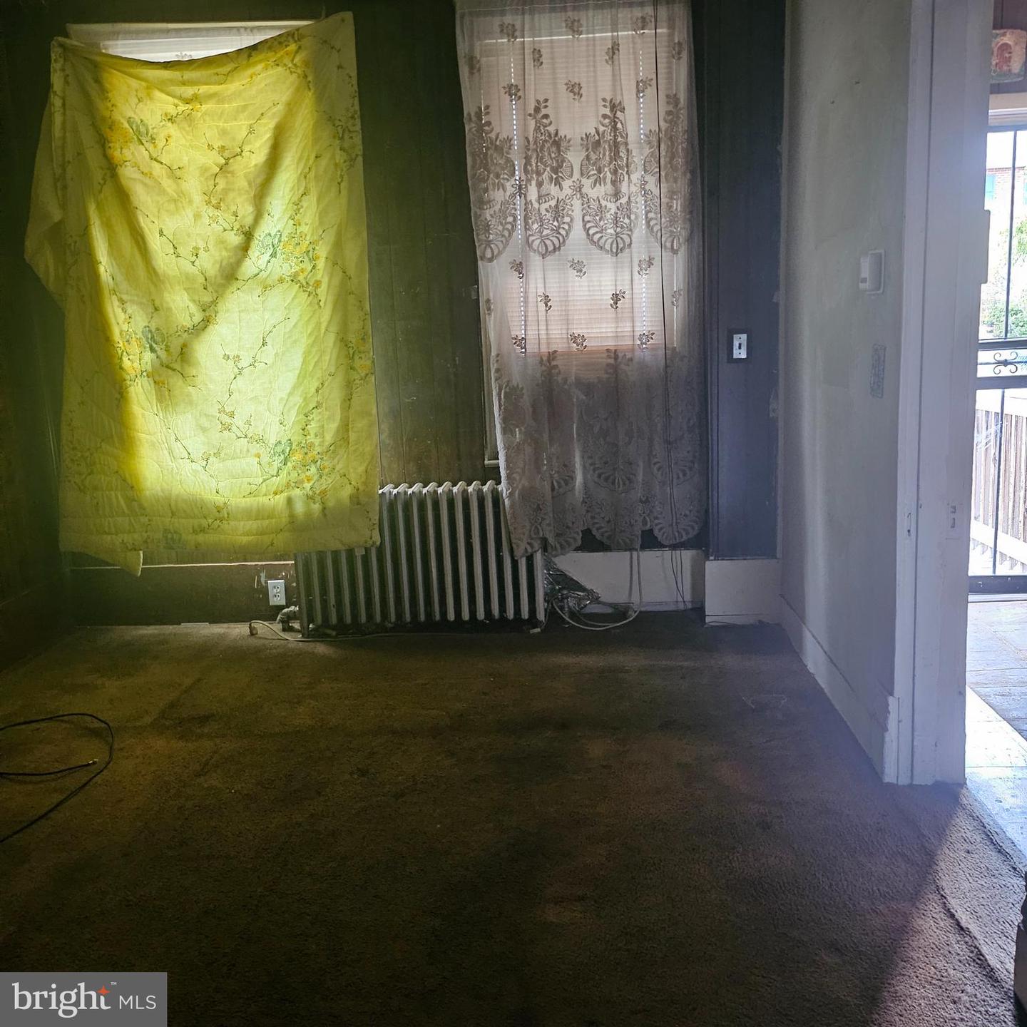 1424 22ND ST SE, WASHINGTON, District Of Columbia 20020, 5 Bedrooms Bedrooms, ,2 BathroomsBathrooms,Residential,For sale,1424 22ND ST SE,DCDC2208714 MLS # DCDC2208714