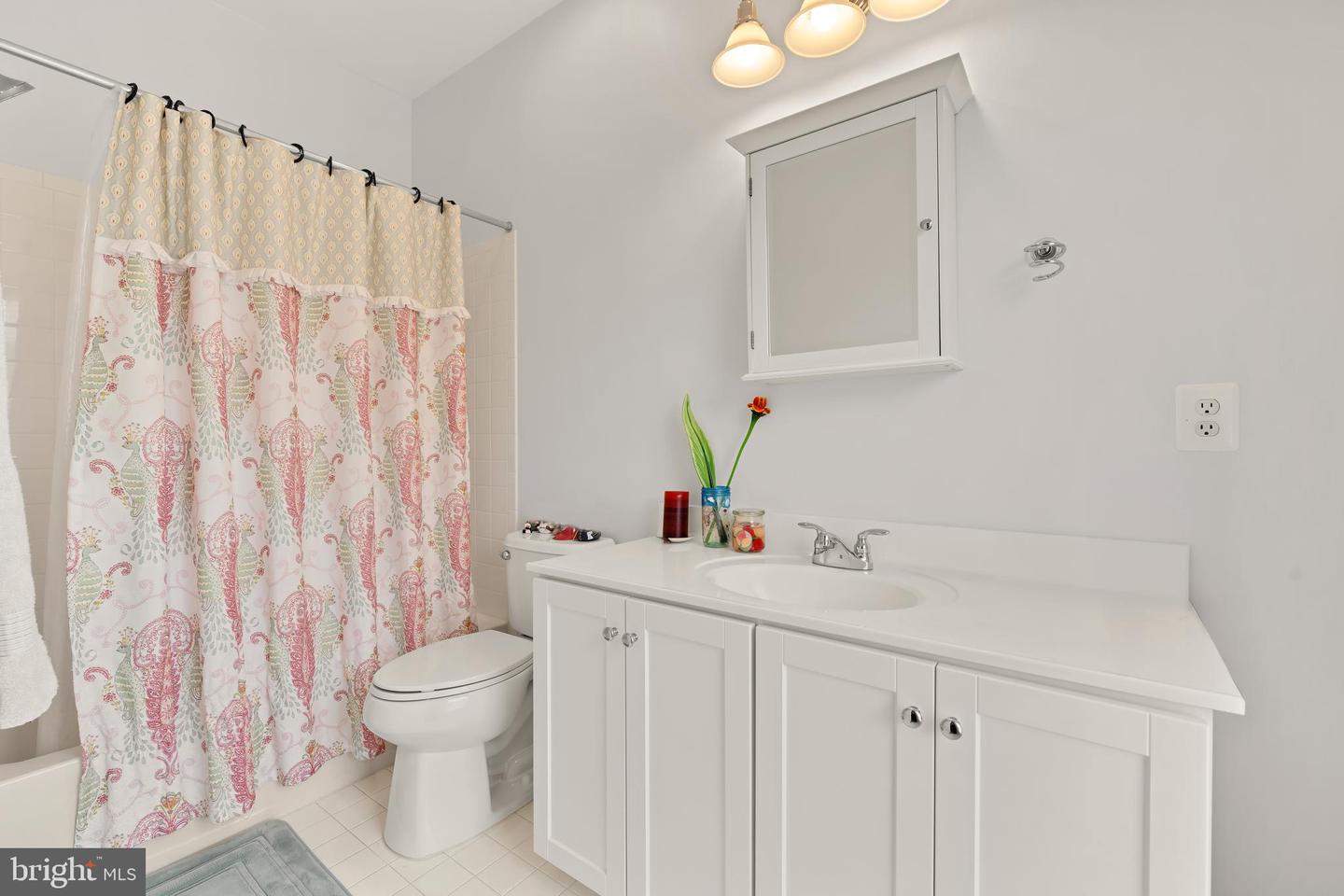 913 4TH ST SE, WASHINGTON, District Of Columbia 20003, 4 Bedrooms Bedrooms, ,3 BathroomsBathrooms,Residential,For sale,913 4TH ST SE,DCDC2208956 MLS # DCDC2208956 913 4TH ST SE, WASHINGTON, District Of Columbia 20003, 4 Bedrooms Bedrooms, ,3 BathroomsBathrooms,Residential,For sale,913 4TH ST SE,DCDC2208956 MLS # DCDC2208956