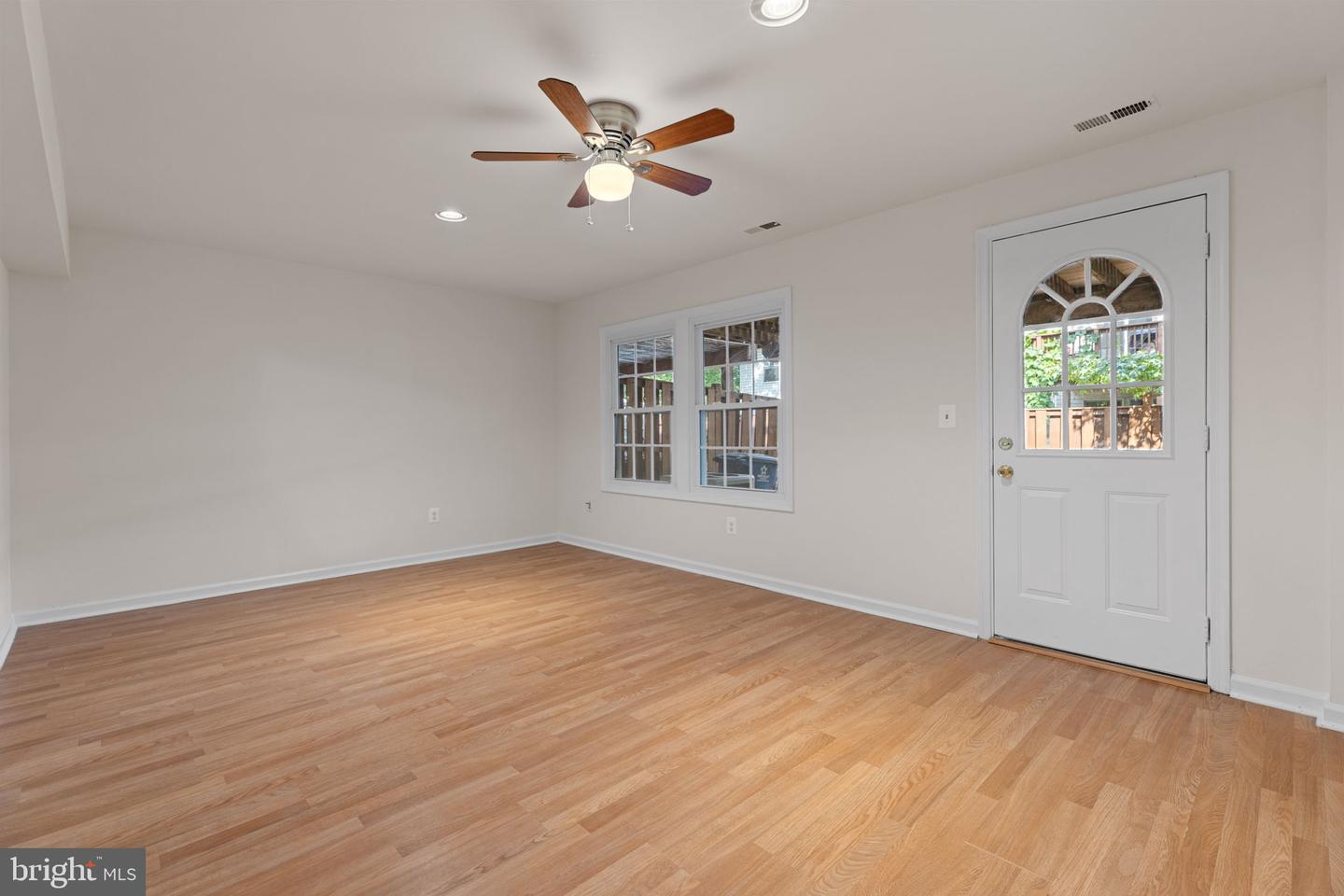 5705 CROATAN CT, CENTREVILLE, Virginia 20120, 3 Bedrooms Bedrooms, ,2 BathroomsBathrooms,Residential,For sale,5705 CROATAN CT,VAFX2255174 MLS # VAFX2255174 5705 CROATAN CT, CENTREVILLE, Virginia 20120, 3 Bedrooms Bedrooms, ,2 BathroomsBathrooms,Residential,For sale,5705 CROATAN CT,VAFX2255174 MLS # VAFX2255174
