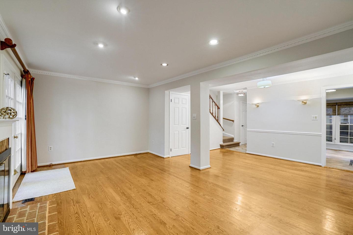 2540 S WALTER REED DR #4, ARLINGTON, Virginia 22206, 3 Bedrooms Bedrooms, ,2 BathroomsBathrooms,Residential,For sale,2540 S WALTER REED DR #4,VAAR2061202 MLS # VAAR2061202 2540 S WALTER REED DR #4, ARLINGTON, Virginia 22206, 3 Bedrooms Bedrooms, ,2 BathroomsBathrooms,Residential,For sale,2540 S WALTER REED DR #4,VAAR2061202 MLS # VAAR2061202
