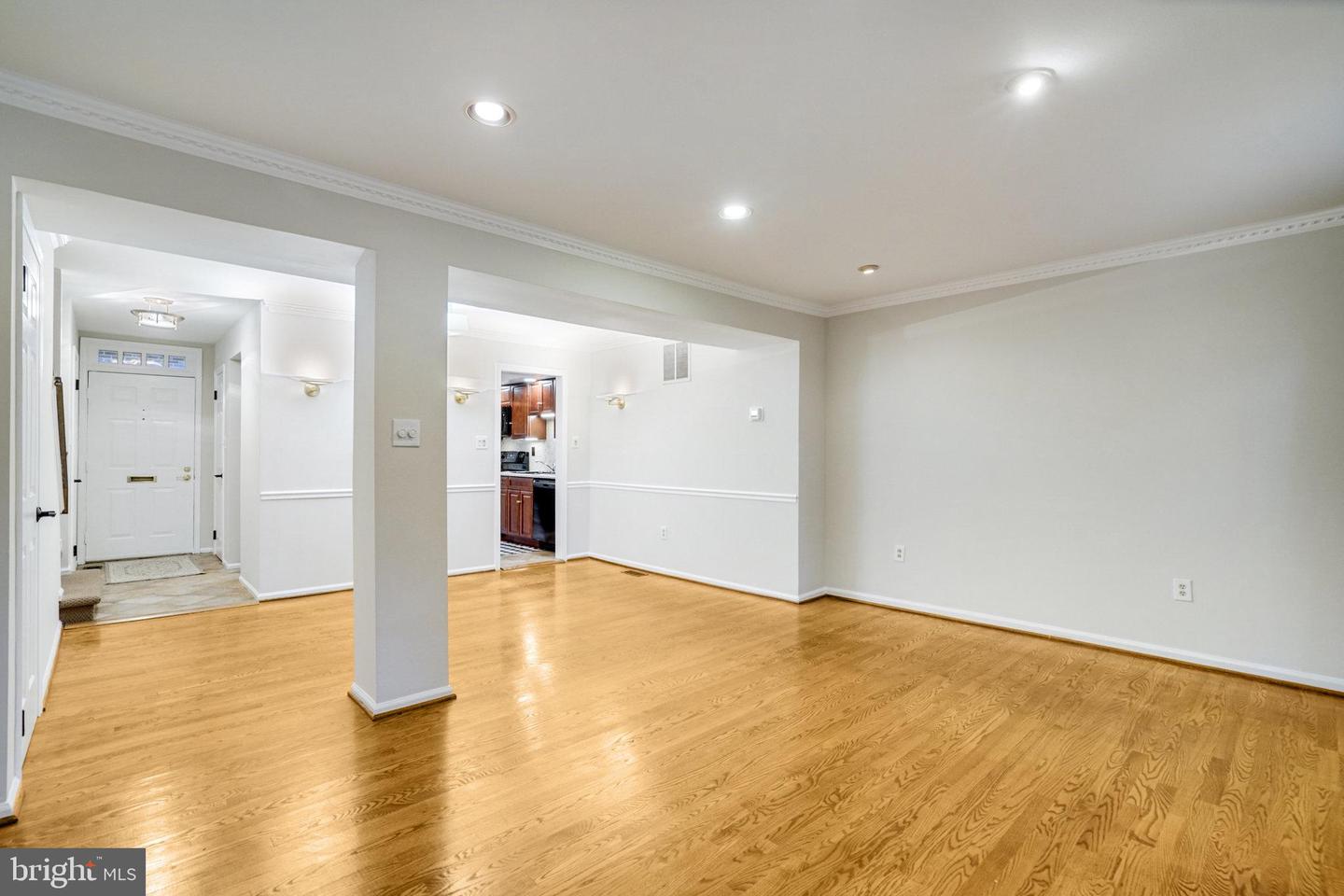2540 S WALTER REED DR #4, ARLINGTON, Virginia 22206, 3 Bedrooms Bedrooms, ,2 BathroomsBathrooms,Residential,For sale,2540 S WALTER REED DR #4,VAAR2061202 MLS # VAAR2061202 2540 S WALTER REED DR #4, ARLINGTON, Virginia 22206, 3 Bedrooms Bedrooms, ,2 BathroomsBathrooms,Residential,For sale,2540 S WALTER REED DR #4,VAAR2061202 MLS # VAAR2061202