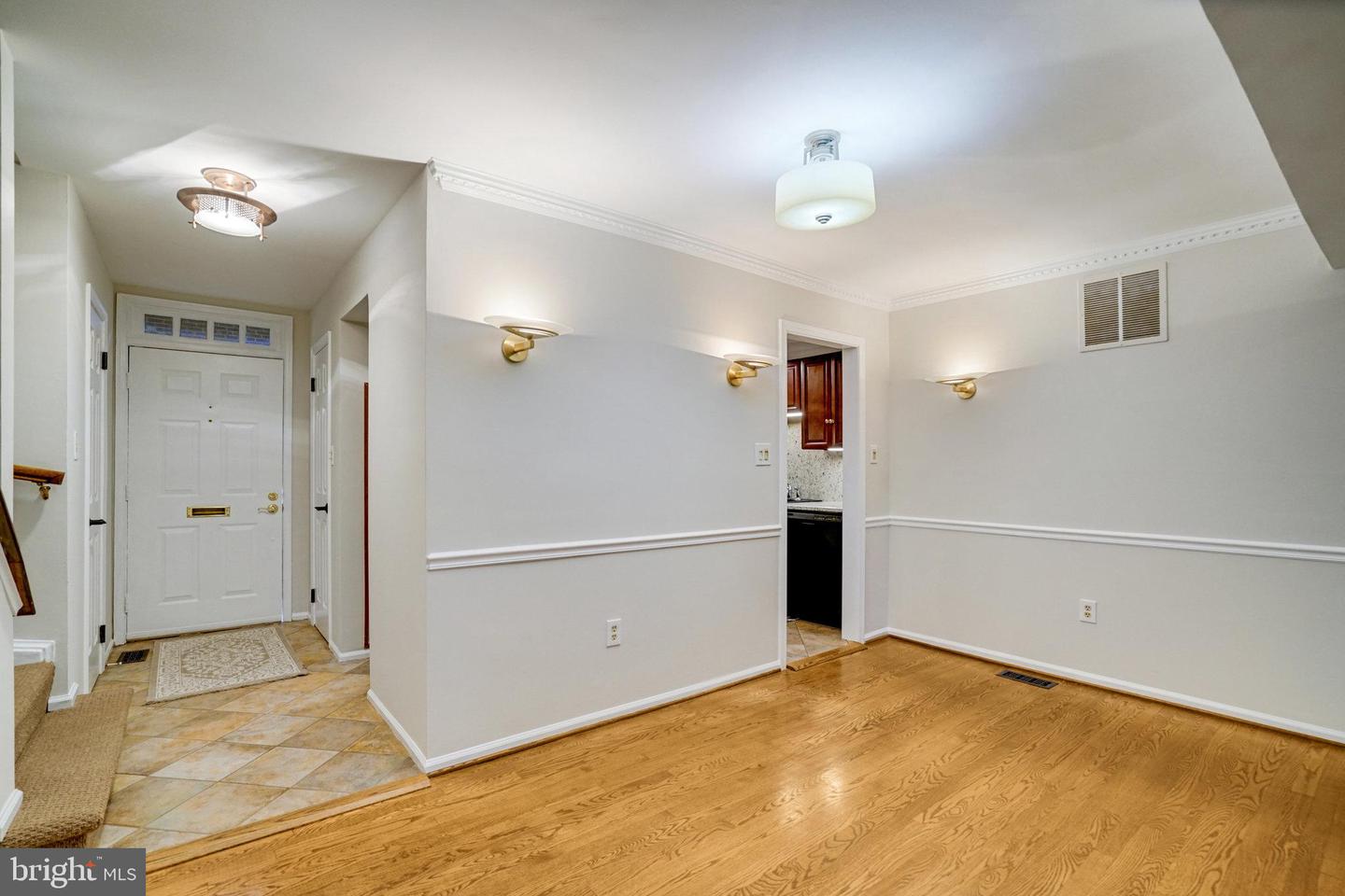 2540 S WALTER REED DR #4, ARLINGTON, Virginia 22206, 3 Bedrooms Bedrooms, ,2 BathroomsBathrooms,Residential,For sale,2540 S WALTER REED DR #4,VAAR2061202 MLS # VAAR2061202 2540 S WALTER REED DR #4, ARLINGTON, Virginia 22206, 3 Bedrooms Bedrooms, ,2 BathroomsBathrooms,Residential,For sale,2540 S WALTER REED DR #4,VAAR2061202 MLS # VAAR2061202