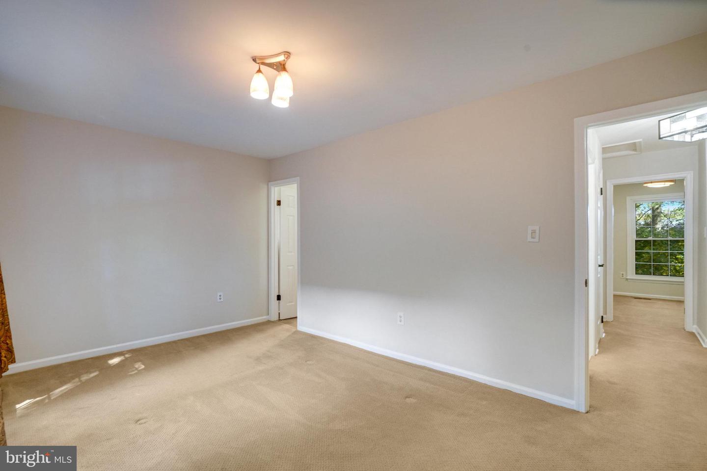 2540 S WALTER REED DR #4, ARLINGTON, Virginia 22206, 3 Bedrooms Bedrooms, ,2 BathroomsBathrooms,Residential,For sale,2540 S WALTER REED DR #4,VAAR2061202 MLS # VAAR2061202 2540 S WALTER REED DR #4, ARLINGTON, Virginia 22206, 3 Bedrooms Bedrooms, ,2 BathroomsBathrooms,Residential,For sale,2540 S WALTER REED DR #4,VAAR2061202 MLS # VAAR2061202