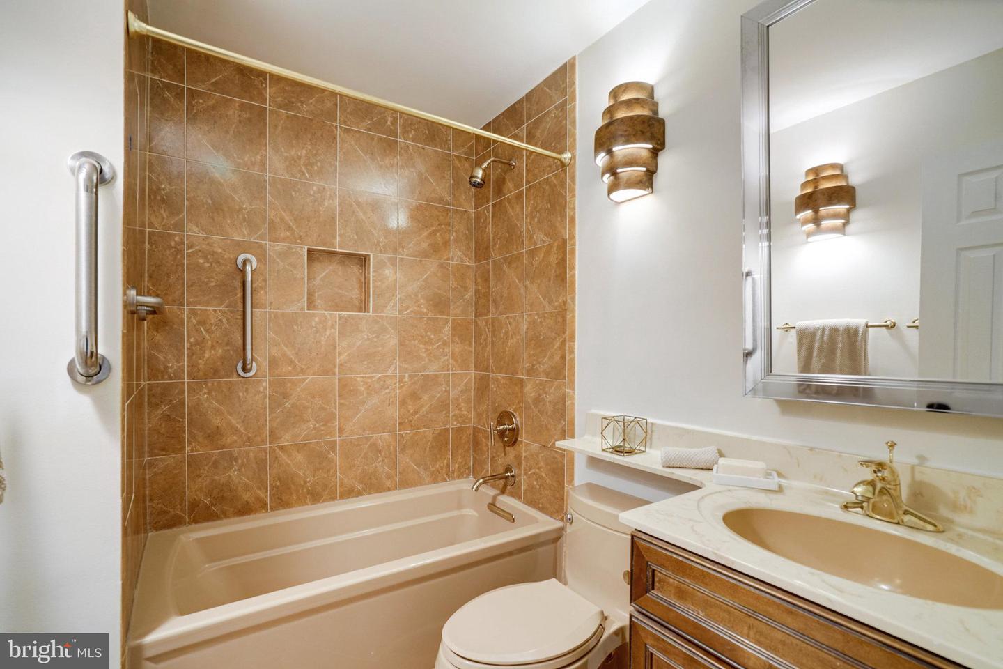 2540 S WALTER REED DR #4, ARLINGTON, Virginia 22206, 3 Bedrooms Bedrooms, ,2 BathroomsBathrooms,Residential,For sale,2540 S WALTER REED DR #4,VAAR2061202 MLS # VAAR2061202 2540 S WALTER REED DR #4, ARLINGTON, Virginia 22206, 3 Bedrooms Bedrooms, ,2 BathroomsBathrooms,Residential,For sale,2540 S WALTER REED DR #4,VAAR2061202 MLS # VAAR2061202
