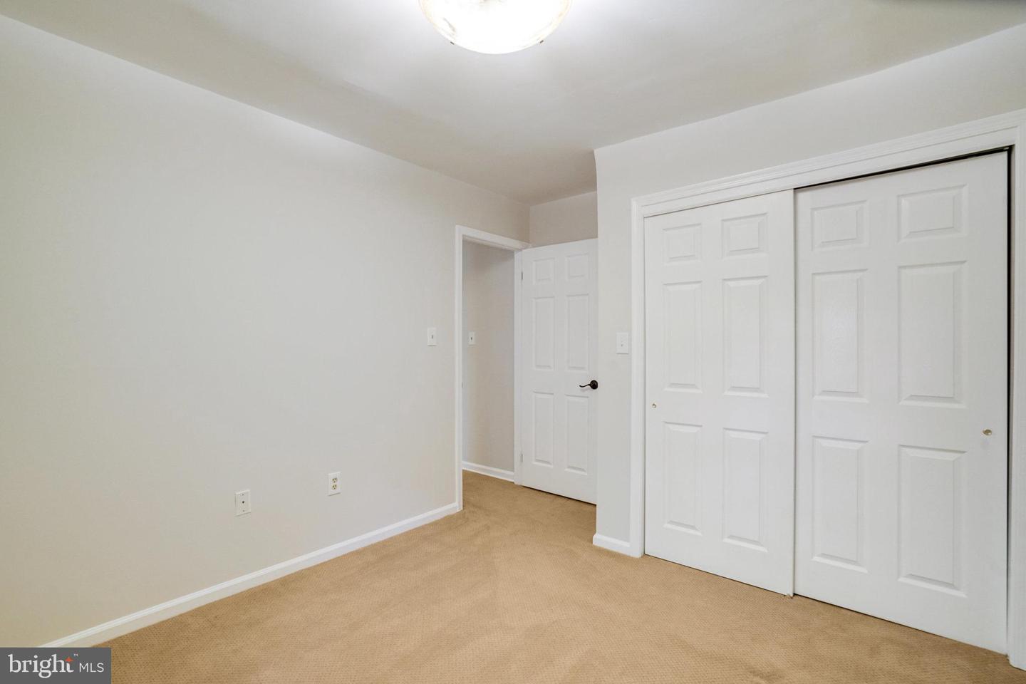 2540 S WALTER REED DR #4, ARLINGTON, Virginia 22206, 3 Bedrooms Bedrooms, ,2 BathroomsBathrooms,Residential,For sale,2540 S WALTER REED DR #4,VAAR2061202 MLS # VAAR2061202 2540 S WALTER REED DR #4, ARLINGTON, Virginia 22206, 3 Bedrooms Bedrooms, ,2 BathroomsBathrooms,Residential,For sale,2540 S WALTER REED DR #4,VAAR2061202 MLS # VAAR2061202