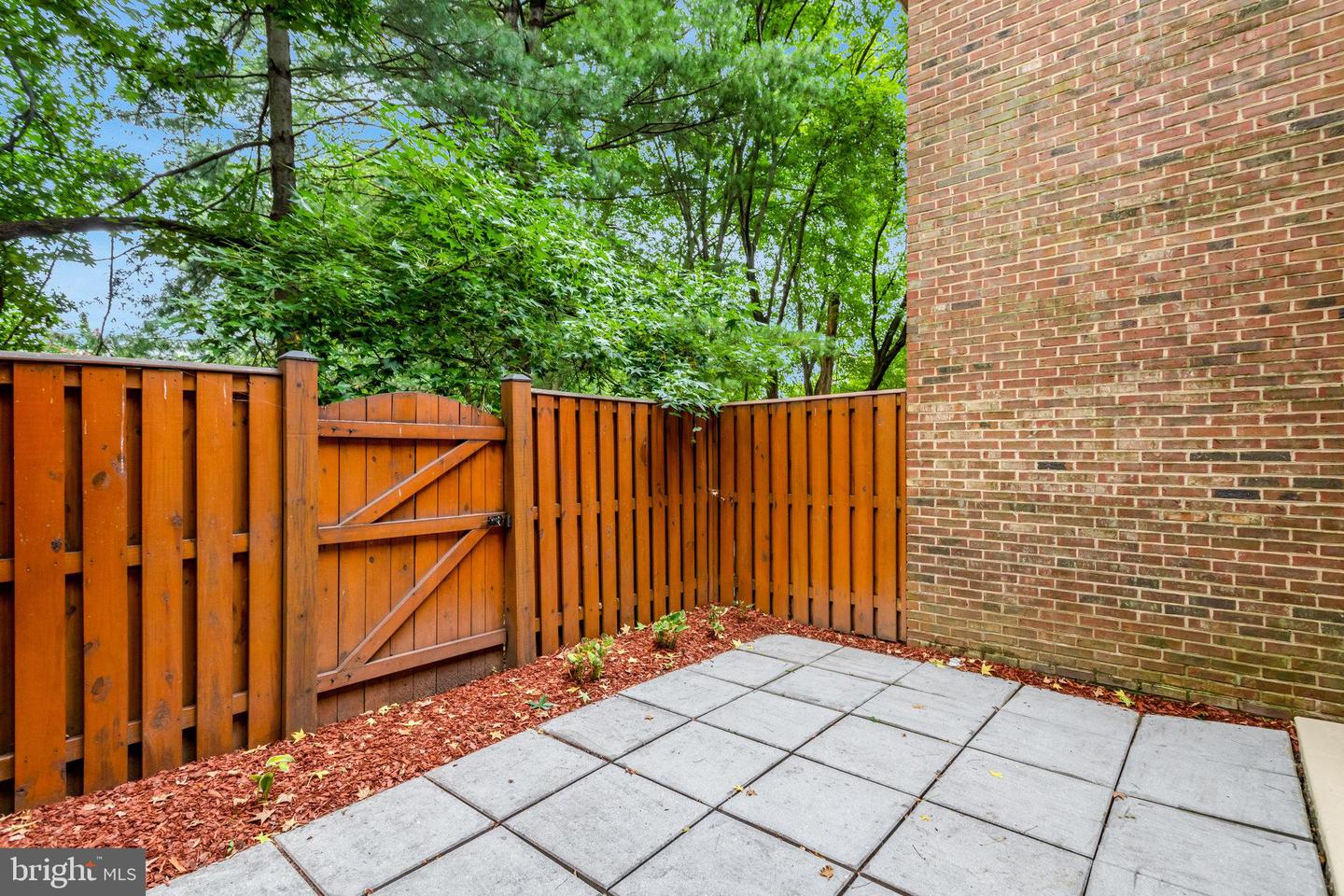 2540 S WALTER REED DR #4, ARLINGTON, Virginia 22206, 3 Bedrooms Bedrooms, ,2 BathroomsBathrooms,Residential,For sale,2540 S WALTER REED DR #4,VAAR2061202 MLS # VAAR2061202 2540 S WALTER REED DR #4, ARLINGTON, Virginia 22206, 3 Bedrooms Bedrooms, ,2 BathroomsBathrooms,Residential,For sale,2540 S WALTER REED DR #4,VAAR2061202 MLS # VAAR2061202