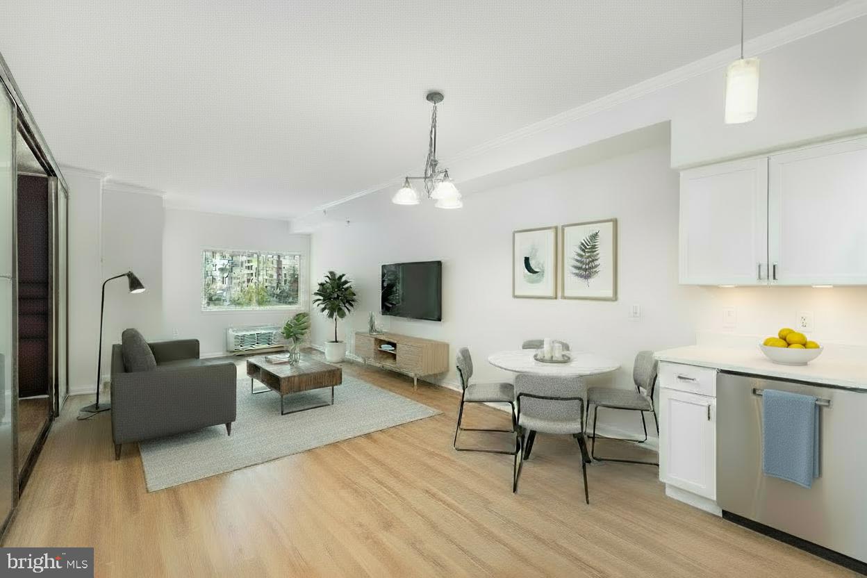 1211 S EADS ST #307, ARLINGTON, Virginia 22202, 1 Bedroom Bedrooms, ,1 BathroomBathrooms,Residential,For sale,1211 S EADS ST #307,VAAR2061694 MLS # VAAR2061694