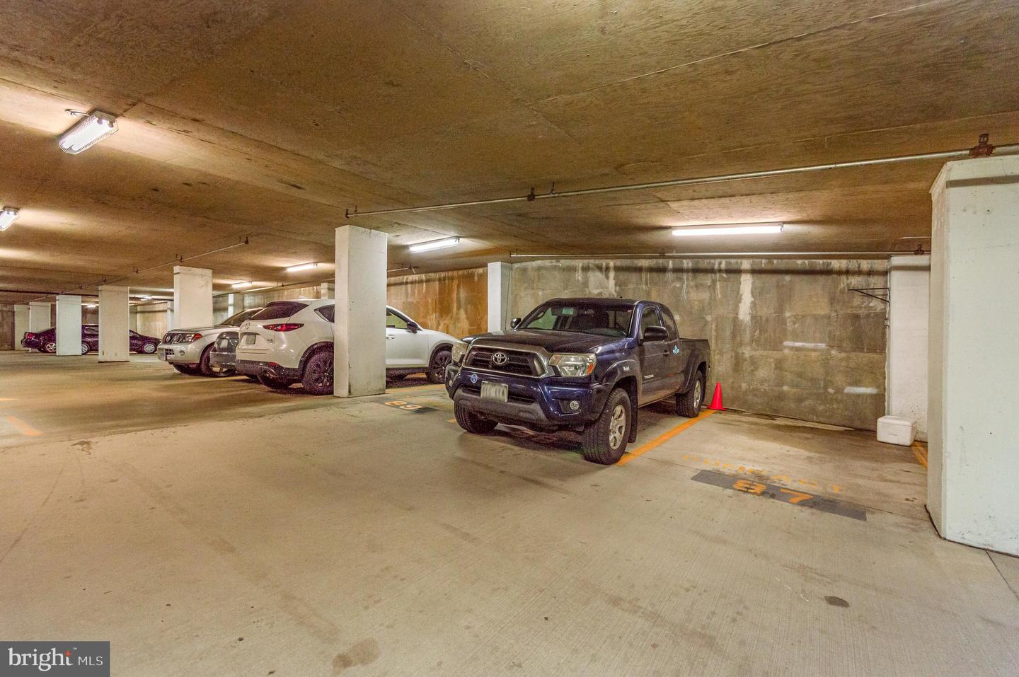 1211 S EADS ST #307, ARLINGTON, Virginia 22202, 1 Bedroom Bedrooms, ,1 BathroomBathrooms,Residential,For sale,1211 S EADS ST #307,VAAR2061694 MLS # VAAR2061694