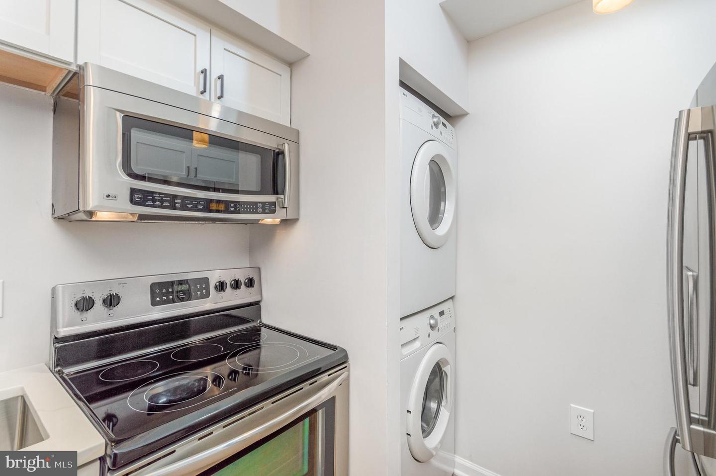 1211 S EADS ST #307, ARLINGTON, Virginia 22202, 1 Bedroom Bedrooms, ,1 BathroomBathrooms,Residential,For sale,1211 S EADS ST #307,VAAR2061694 MLS # VAAR2061694