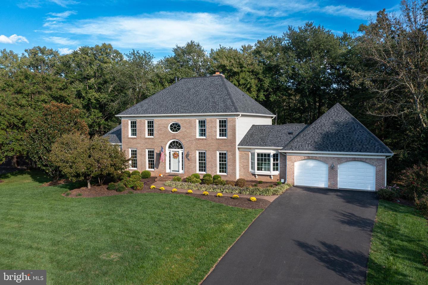 9705 RAMBLING RIDGE CT, FAIRFAX STATION, Virginia 22039, 5 Bedrooms Bedrooms, ,4 BathroomsBathrooms,Residential,For sale,9705 RAMBLING RIDGE CT,VAFX2262738 MLS # VAFX2262738 9705 RAMBLING RIDGE CT, FAIRFAX STATION, Virginia 22039, 5 Bedrooms Bedrooms, ,4 BathroomsBathrooms,Residential,For sale,9705 RAMBLING RIDGE CT,VAFX2262738 MLS # VAFX2262738