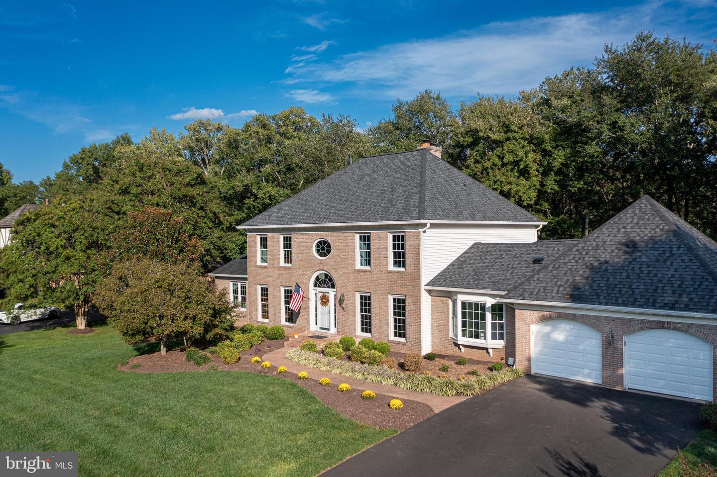 9705 RAMBLING RIDGE CT, FAIRFAX STATION, Virginia 22039, 5 Bedrooms Bedrooms, ,4 BathroomsBathrooms,Residential,For sale,9705 RAMBLING RIDGE CT,VAFX2262738 MLS # VAFX2262738 9705 RAMBLING RIDGE CT, FAIRFAX STATION, Virginia 22039, 5 Bedrooms Bedrooms, ,4 BathroomsBathrooms,Residential,For sale,9705 RAMBLING RIDGE CT,VAFX2262738 MLS # VAFX2262738