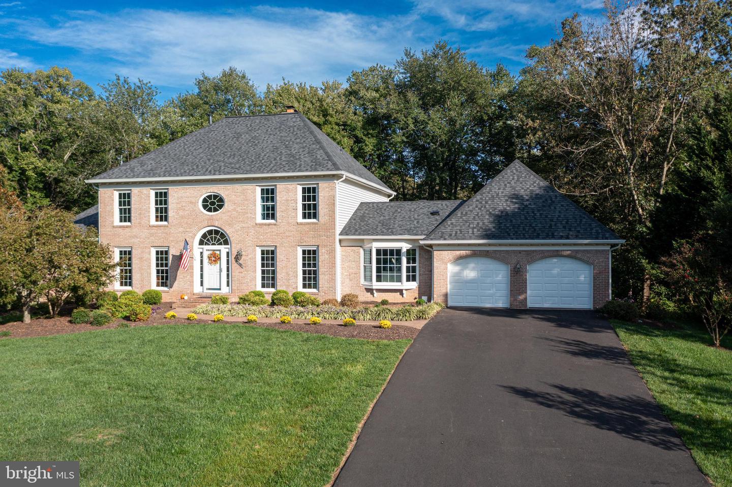 9705 RAMBLING RIDGE CT, FAIRFAX STATION, Virginia 22039, 5 Bedrooms Bedrooms, ,4 BathroomsBathrooms,Residential,For sale,9705 RAMBLING RIDGE CT,VAFX2262738 MLS # VAFX2262738 9705 RAMBLING RIDGE CT, FAIRFAX STATION, Virginia 22039, 5 Bedrooms Bedrooms, ,4 BathroomsBathrooms,Residential,For sale,9705 RAMBLING RIDGE CT,VAFX2262738 MLS # VAFX2262738