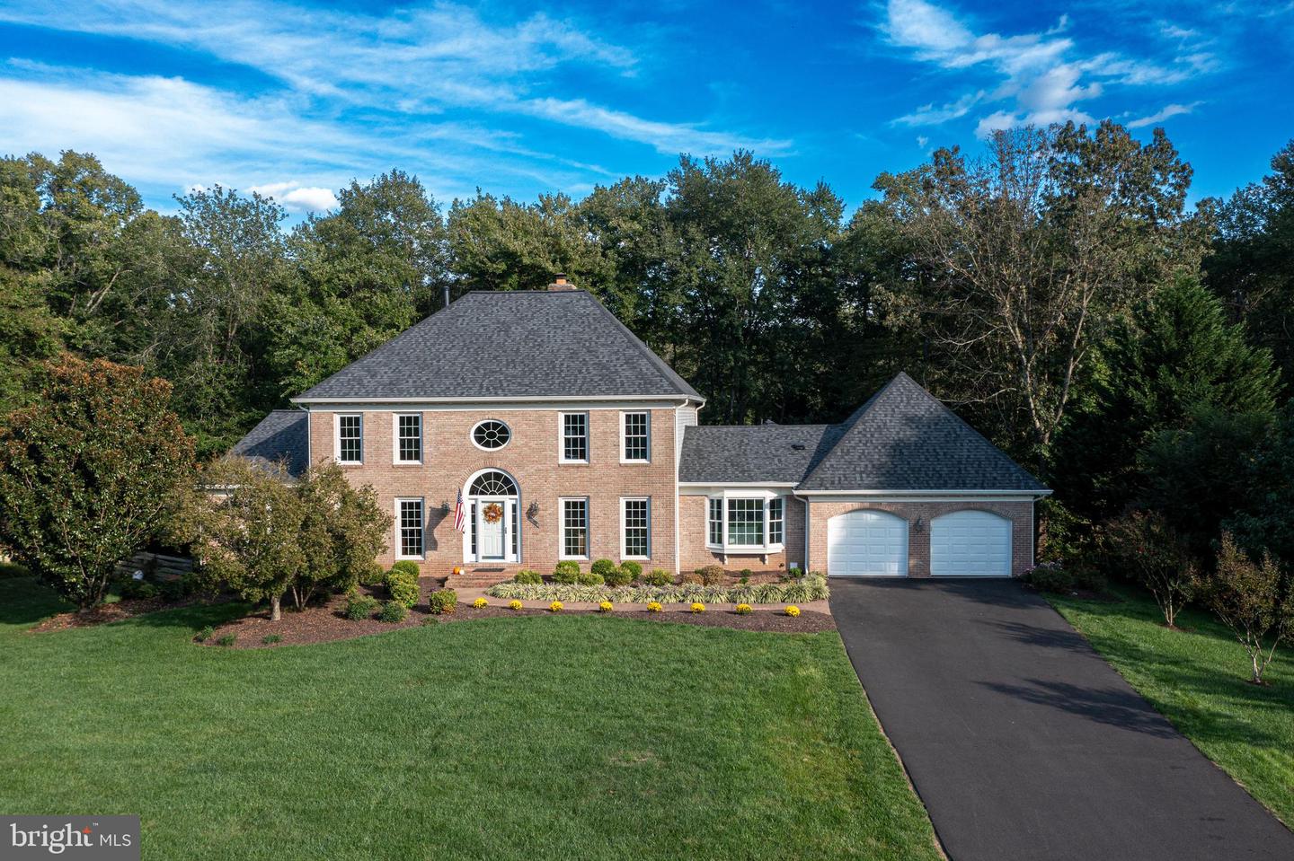 9705 RAMBLING RIDGE CT, FAIRFAX STATION, Virginia 22039, 5 Bedrooms Bedrooms, ,4 BathroomsBathrooms,Residential,For sale,9705 RAMBLING RIDGE CT,VAFX2262738 MLS # VAFX2262738 9705 RAMBLING RIDGE CT, FAIRFAX STATION, Virginia 22039, 5 Bedrooms Bedrooms, ,4 BathroomsBathrooms,Residential,For sale,9705 RAMBLING RIDGE CT,VAFX2262738 MLS # VAFX2262738