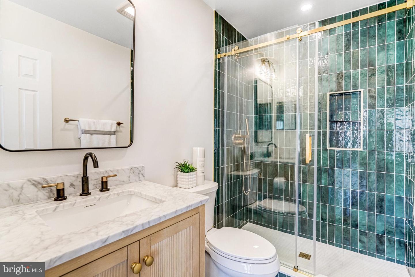 1205 MADISON ST, ALEXANDRIA, Virginia 22314, 2 Bedrooms Bedrooms, ,2 BathroomsBathrooms,Residential,For sale,1205 MADISON ST,VAAX2048566 MLS # VAAX2048566 1205 MADISON ST, ALEXANDRIA, Virginia 22314, 2 Bedrooms Bedrooms, ,2 BathroomsBathrooms,Residential,For sale,1205 MADISON ST,VAAX2048566 MLS # VAAX2048566