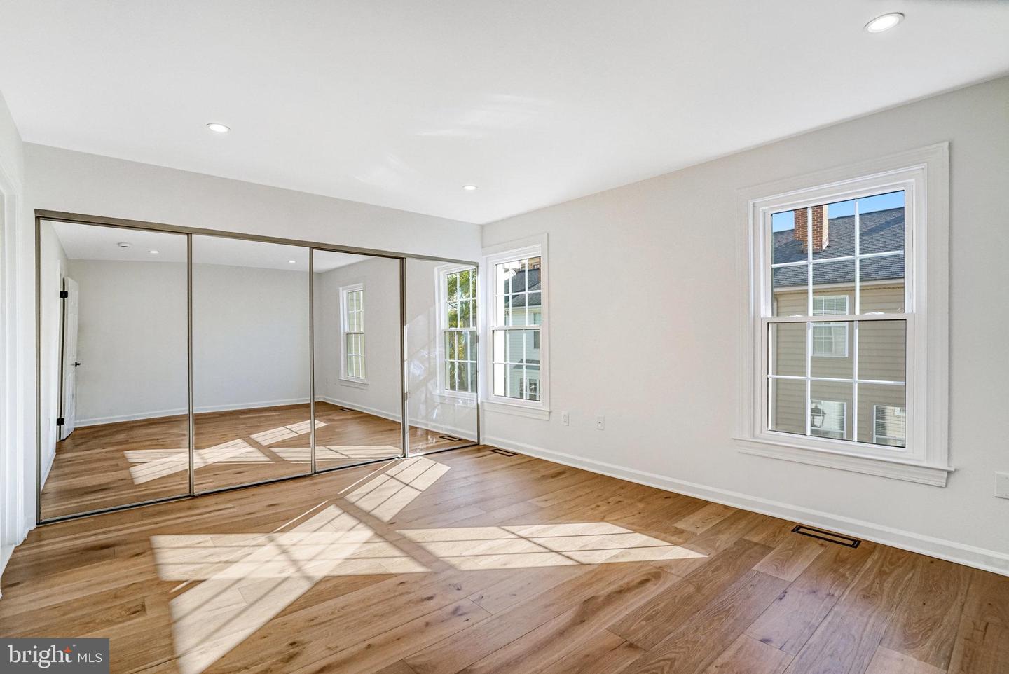 1205 MADISON ST, ALEXANDRIA, Virginia 22314, 2 Bedrooms Bedrooms, ,2 BathroomsBathrooms,Residential,For sale,1205 MADISON ST,VAAX2048566 MLS # VAAX2048566 1205 MADISON ST, ALEXANDRIA, Virginia 22314, 2 Bedrooms Bedrooms, ,2 BathroomsBathrooms,Residential,For sale,1205 MADISON ST,VAAX2048566 MLS # VAAX2048566