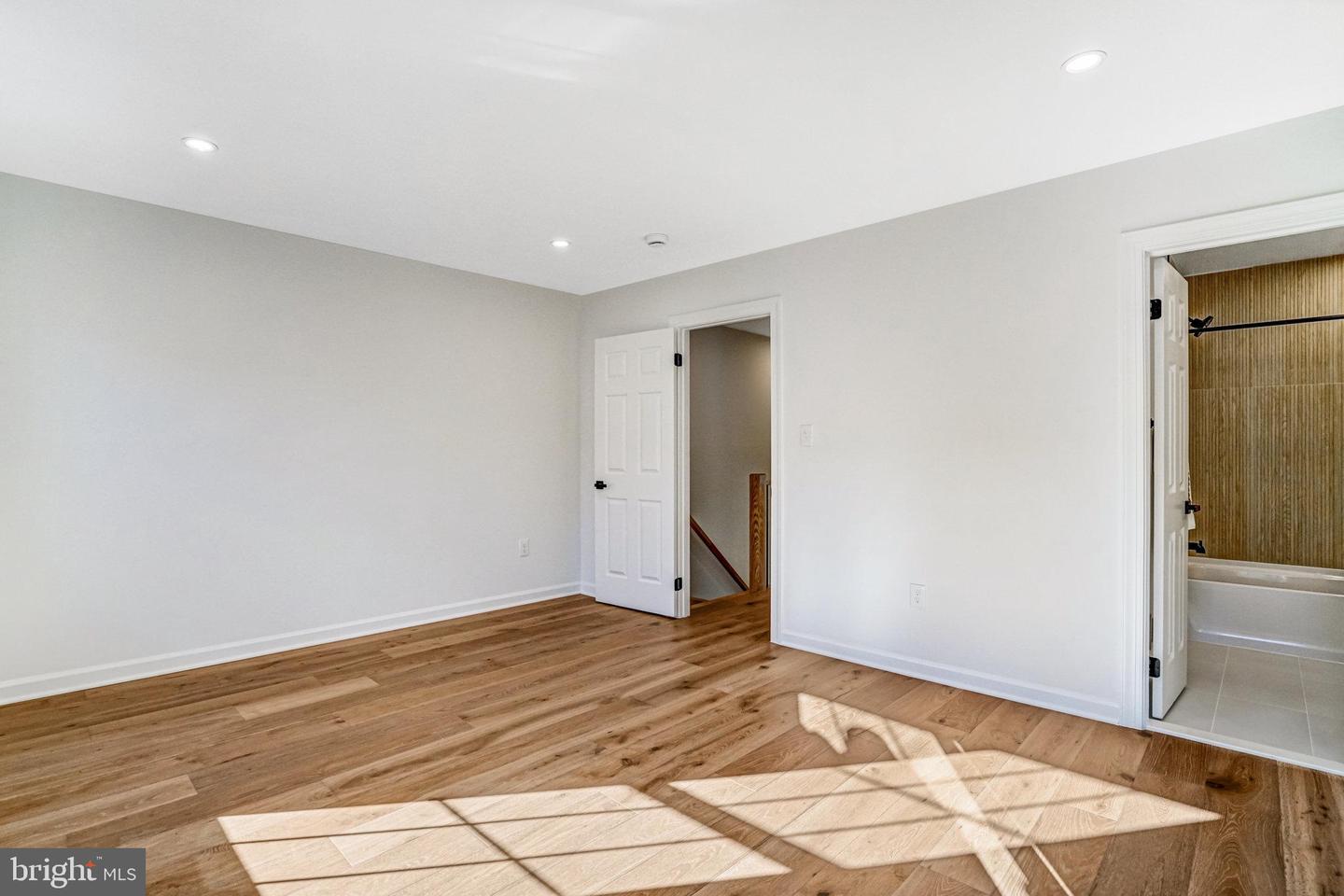 1205 MADISON ST, ALEXANDRIA, Virginia 22314, 2 Bedrooms Bedrooms, ,2 BathroomsBathrooms,Residential,For sale,1205 MADISON ST,VAAX2048566 MLS # VAAX2048566 1205 MADISON ST, ALEXANDRIA, Virginia 22314, 2 Bedrooms Bedrooms, ,2 BathroomsBathrooms,Residential,For sale,1205 MADISON ST,VAAX2048566 MLS # VAAX2048566