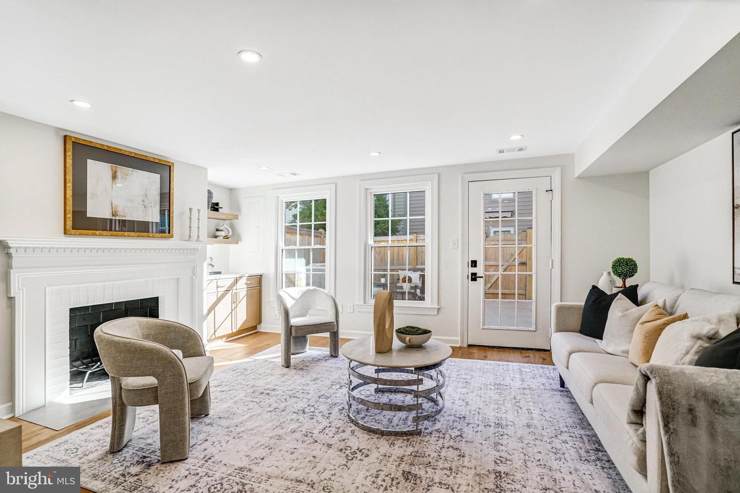 1205 MADISON ST, ALEXANDRIA, Virginia 22314, 2 Bedrooms Bedrooms, ,2 BathroomsBathrooms,Residential,For sale,1205 MADISON ST,VAAX2048566 MLS # VAAX2048566 1205 MADISON ST, ALEXANDRIA, Virginia 22314, 2 Bedrooms Bedrooms, ,2 BathroomsBathrooms,Residential,For sale,1205 MADISON ST,VAAX2048566 MLS # VAAX2048566