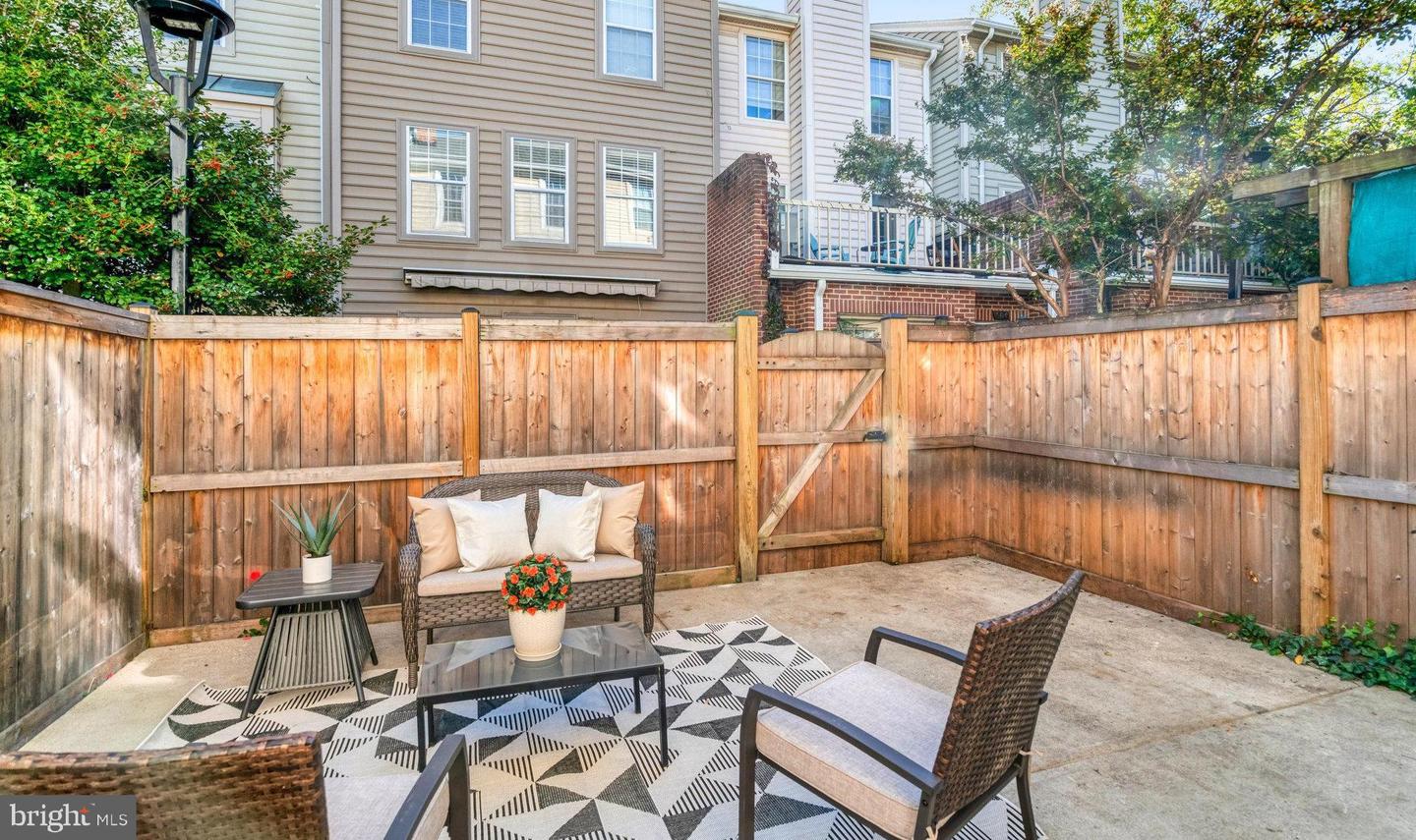 1205 MADISON ST, ALEXANDRIA, Virginia 22314, 2 Bedrooms Bedrooms, ,2 BathroomsBathrooms,Residential,For sale,1205 MADISON ST,VAAX2048566 MLS # VAAX2048566 1205 MADISON ST, ALEXANDRIA, Virginia 22314, 2 Bedrooms Bedrooms, ,2 BathroomsBathrooms,Residential,For sale,1205 MADISON ST,VAAX2048566 MLS # VAAX2048566