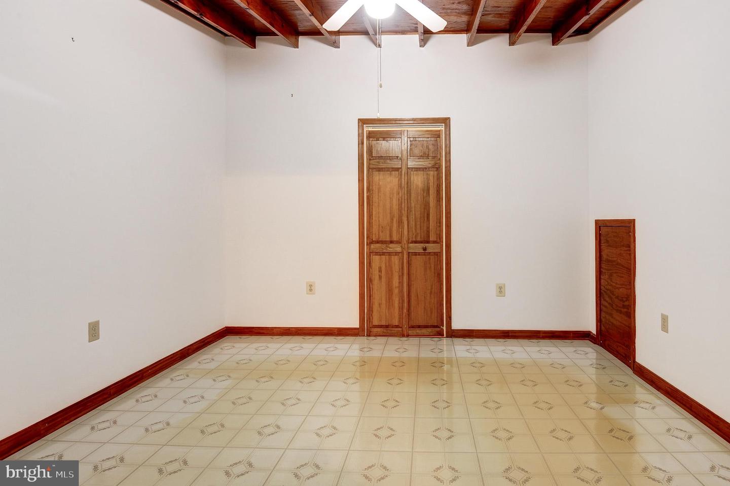 558 HEMLOCK LN, BLUEMONT, Virginia 20135, 3 Bedrooms Bedrooms, ,2 BathroomsBathrooms,Residential,For sale,558 HEMLOCK LN,VACL2005986 MLS # VACL2005986 558 HEMLOCK LN, BLUEMONT, Virginia 20135, 3 Bedrooms Bedrooms, ,2 BathroomsBathrooms,Residential,For sale,558 HEMLOCK LN,VACL2005986 MLS # VACL2005986