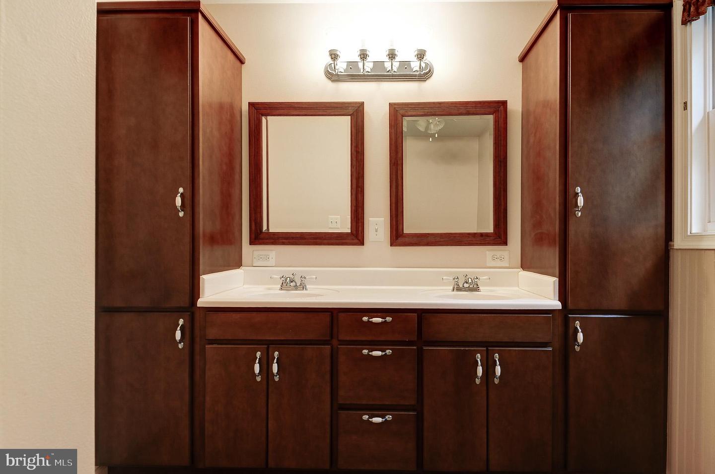 558 HEMLOCK LN, BLUEMONT, Virginia 20135, 3 Bedrooms Bedrooms, ,2 BathroomsBathrooms,Residential,For sale,558 HEMLOCK LN,VACL2005986 MLS # VACL2005986 558 HEMLOCK LN, BLUEMONT, Virginia 20135, 3 Bedrooms Bedrooms, ,2 BathroomsBathrooms,Residential,For sale,558 HEMLOCK LN,VACL2005986 MLS # VACL2005986