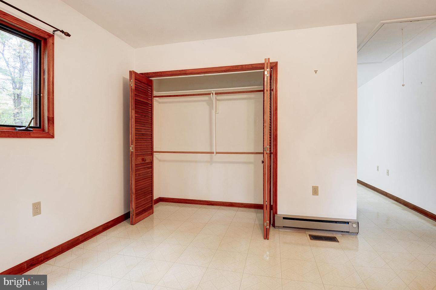 558 HEMLOCK LN, BLUEMONT, Virginia 20135, 3 Bedrooms Bedrooms, ,2 BathroomsBathrooms,Residential,For sale,558 HEMLOCK LN,VACL2005986 MLS # VACL2005986 558 HEMLOCK LN, BLUEMONT, Virginia 20135, 3 Bedrooms Bedrooms, ,2 BathroomsBathrooms,Residential,For sale,558 HEMLOCK LN,VACL2005986 MLS # VACL2005986