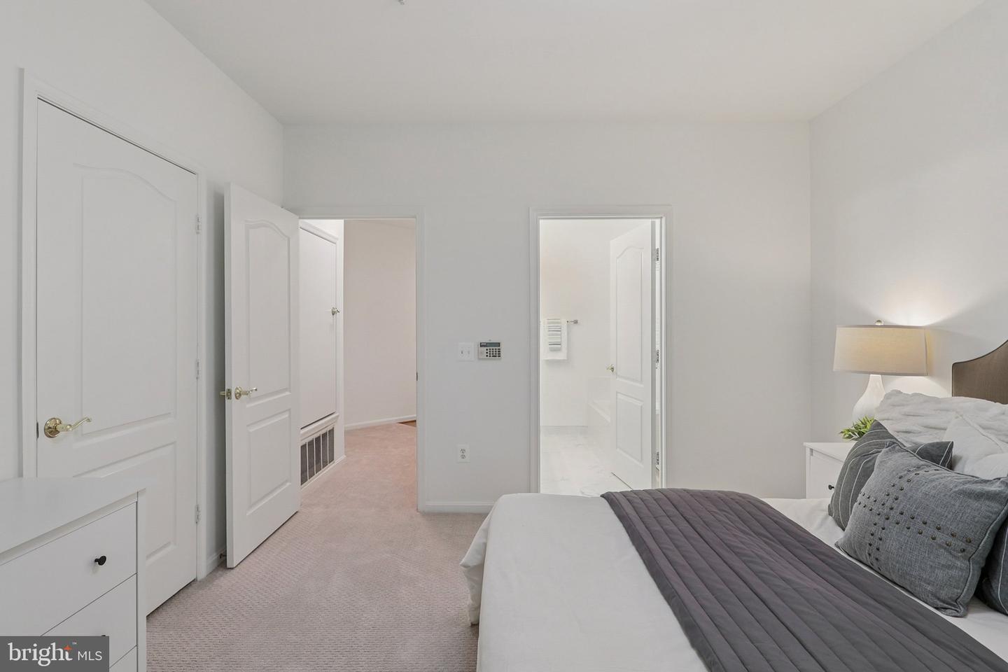 6610-F NETTIES LN #27F, ALEXANDRIA, Virginia 22315, 3 Bedrooms Bedrooms, ,2 BathroomsBathrooms,Residential,For sale,6610-F NETTIES LN #27F,VAFX2264044 MLS # VAFX2264044 6610-F NETTIES LN #27F, ALEXANDRIA, Virginia 22315, 3 Bedrooms Bedrooms, ,2 BathroomsBathrooms,Residential,For sale,6610-F NETTIES LN #27F,VAFX2264044 MLS # VAFX2264044