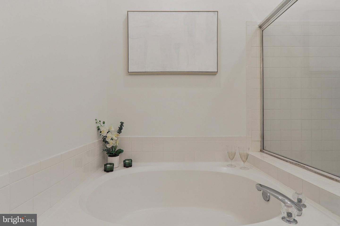 6610-F NETTIES LN #27F, ALEXANDRIA, Virginia 22315, 3 Bedrooms Bedrooms, ,2 BathroomsBathrooms,Residential,For sale,6610-F NETTIES LN #27F,VAFX2264044 MLS # VAFX2264044 6610-F NETTIES LN #27F, ALEXANDRIA, Virginia 22315, 3 Bedrooms Bedrooms, ,2 BathroomsBathrooms,Residential,For sale,6610-F NETTIES LN #27F,VAFX2264044 MLS # VAFX2264044