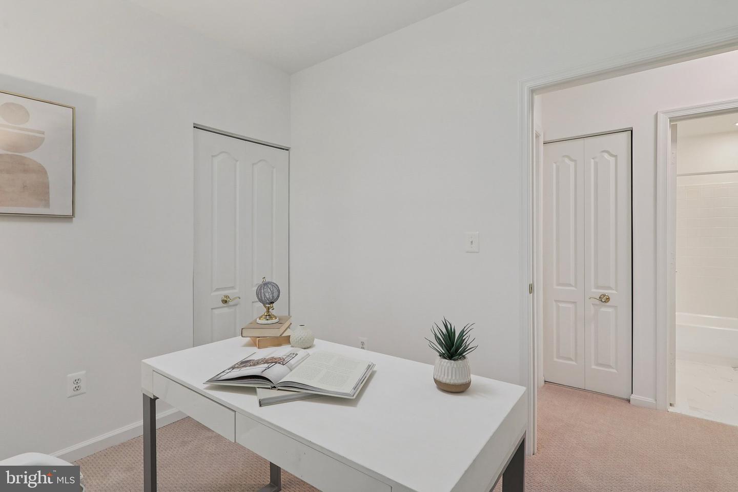 6610-F NETTIES LN #27F, ALEXANDRIA, Virginia 22315, 3 Bedrooms Bedrooms, ,2 BathroomsBathrooms,Residential,For sale,6610-F NETTIES LN #27F,VAFX2264044 MLS # VAFX2264044 6610-F NETTIES LN #27F, ALEXANDRIA, Virginia 22315, 3 Bedrooms Bedrooms, ,2 BathroomsBathrooms,Residential,For sale,6610-F NETTIES LN #27F,VAFX2264044 MLS # VAFX2264044