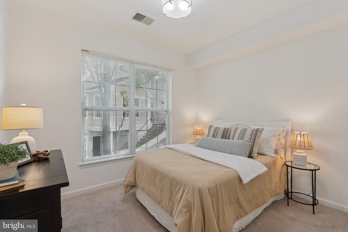 6610-F NETTIES LN #27F, ALEXANDRIA, Virginia 22315, 3 Bedrooms Bedrooms, ,2 BathroomsBathrooms,Residential,For sale,6610-F NETTIES LN #27F,VAFX2264044 MLS # VAFX2264044 6610-F NETTIES LN #27F, ALEXANDRIA, Virginia 22315, 3 Bedrooms Bedrooms, ,2 BathroomsBathrooms,Residential,For sale,6610-F NETTIES LN #27F,VAFX2264044 MLS # VAFX2264044