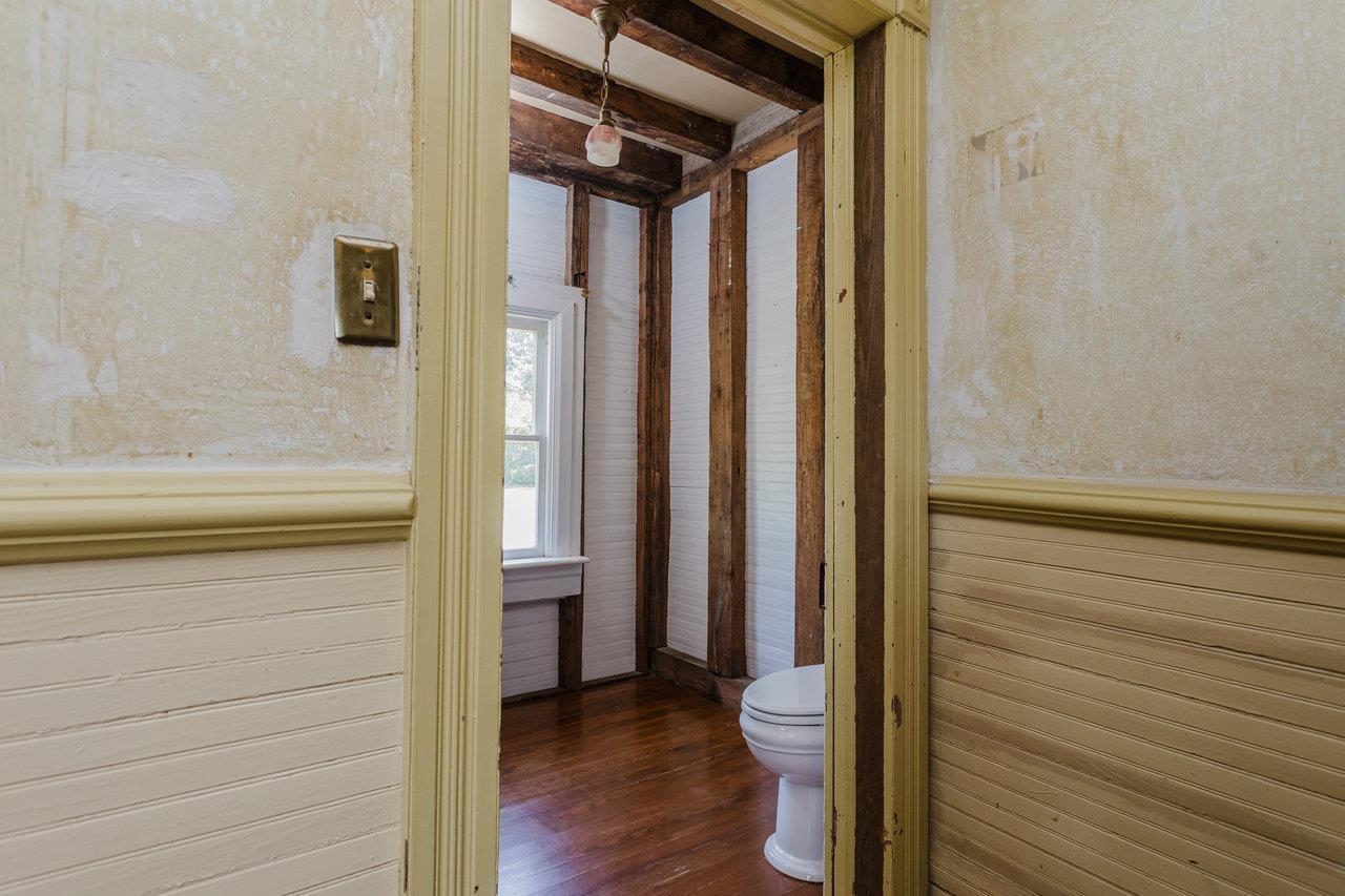 98 COTTONWOOD AVE, GROTTOES, Virginia 24441, 5 Bedrooms Bedrooms, ,1 BathroomBathrooms,Residential,98 COTTONWOOD AVE,670415 MLS # 670415 98 COTTONWOOD AVE, GROTTOES, Virginia 24441, 5 Bedrooms Bedrooms, ,1 BathroomBathrooms,Residential,98 COTTONWOOD AVE,670415 MLS # 670415