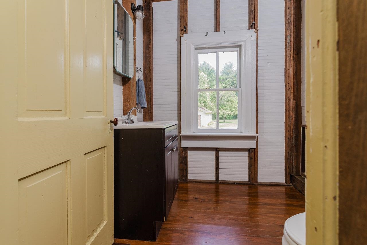 98 COTTONWOOD AVE, GROTTOES, Virginia 24441, 5 Bedrooms Bedrooms, ,1 BathroomBathrooms,Residential,98 COTTONWOOD AVE,670415 MLS # 670415 98 COTTONWOOD AVE, GROTTOES, Virginia 24441, 5 Bedrooms Bedrooms, ,1 BathroomBathrooms,Residential,98 COTTONWOOD AVE,670415 MLS # 670415