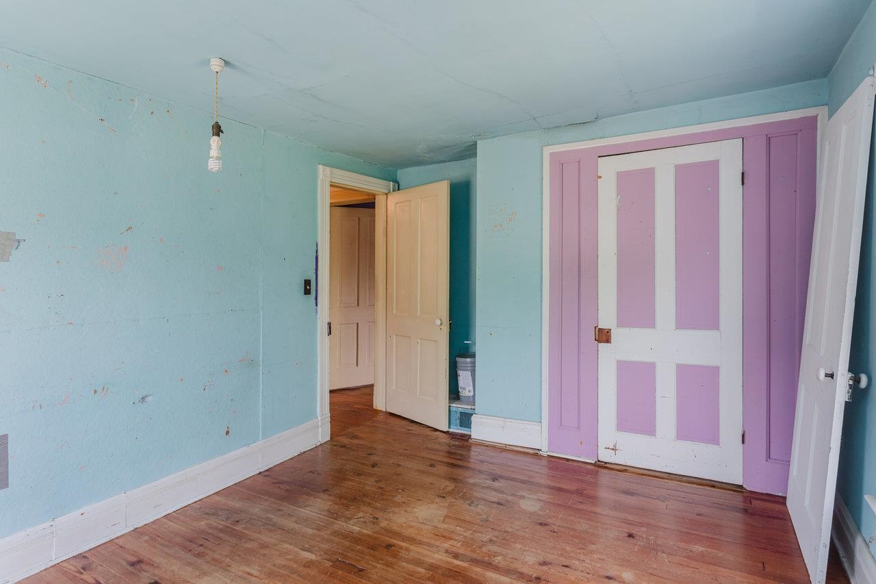 98 COTTONWOOD AVE, GROTTOES, Virginia 24441, 5 Bedrooms Bedrooms, ,1 BathroomBathrooms,Residential,98 COTTONWOOD AVE,670415 MLS # 670415 98 COTTONWOOD AVE, GROTTOES, Virginia 24441, 5 Bedrooms Bedrooms, ,1 BathroomBathrooms,Residential,98 COTTONWOOD AVE,670415 MLS # 670415