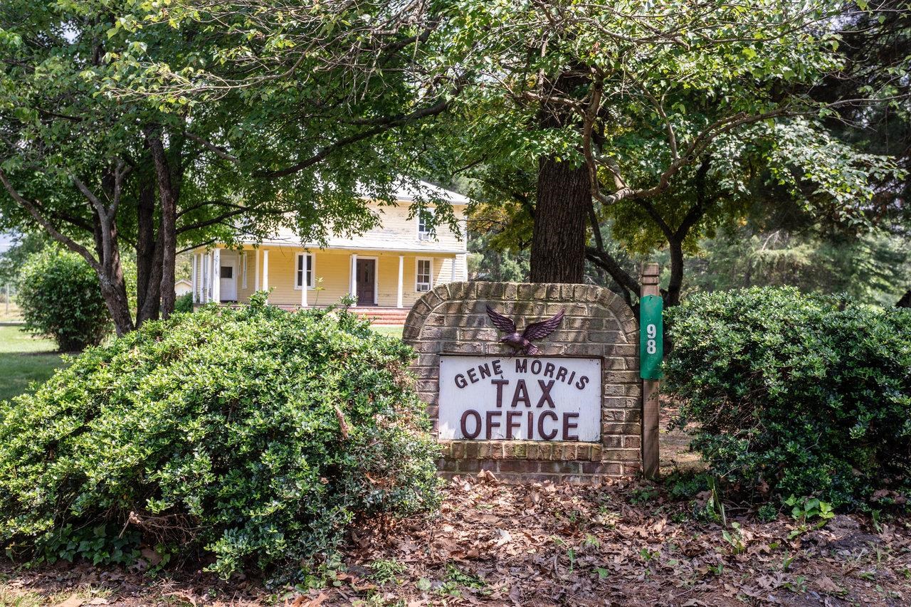 98 COTTONWOOD AVE, GROTTOES, Virginia 24441, 5 Bedrooms Bedrooms, ,1 BathroomBathrooms,Residential,98 COTTONWOOD AVE,670415 MLS # 670415 98 COTTONWOOD AVE, GROTTOES, Virginia 24441, 5 Bedrooms Bedrooms, ,1 BathroomBathrooms,Residential,98 COTTONWOOD AVE,670415 MLS # 670415