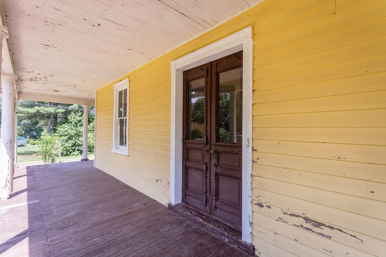 98 COTTONWOOD AVE, GROTTOES, Virginia 24441, 5 Bedrooms Bedrooms, ,1 BathroomBathrooms,Residential,98 COTTONWOOD AVE,670415 MLS # 670415 98 COTTONWOOD AVE, GROTTOES, Virginia 24441, 5 Bedrooms Bedrooms, ,1 BathroomBathrooms,Residential,98 COTTONWOOD AVE,670415 MLS # 670415