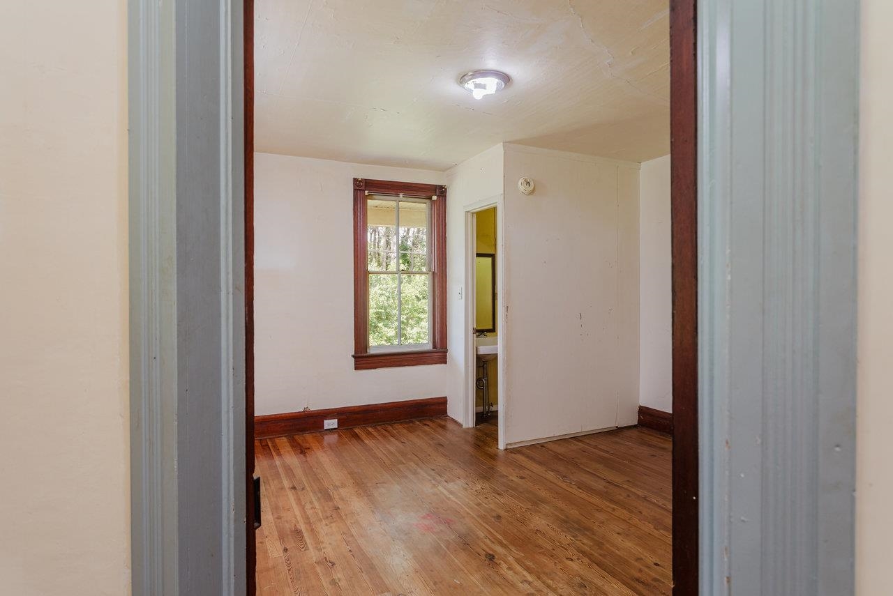 98 COTTONWOOD AVE, GROTTOES, Virginia 24441, 5 Bedrooms Bedrooms, ,1 BathroomBathrooms,Residential,98 COTTONWOOD AVE,670415 MLS # 670415 98 COTTONWOOD AVE, GROTTOES, Virginia 24441, 5 Bedrooms Bedrooms, ,1 BathroomBathrooms,Residential,98 COTTONWOOD AVE,670415 MLS # 670415