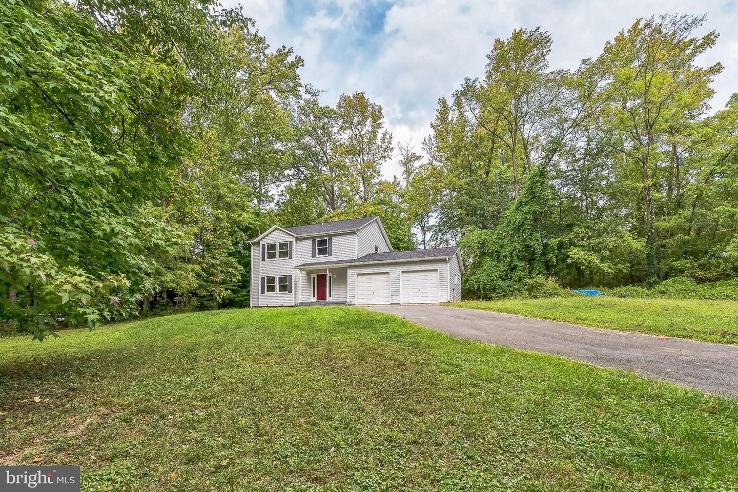 8118 STACEY RD, ALEXANDRIA, Virginia 22308, 4 Bedrooms Bedrooms, ,2 BathroomsBathrooms,Residential,For sale,8118 STACEY RD,VAFX2266004 MLS # VAFX2266004