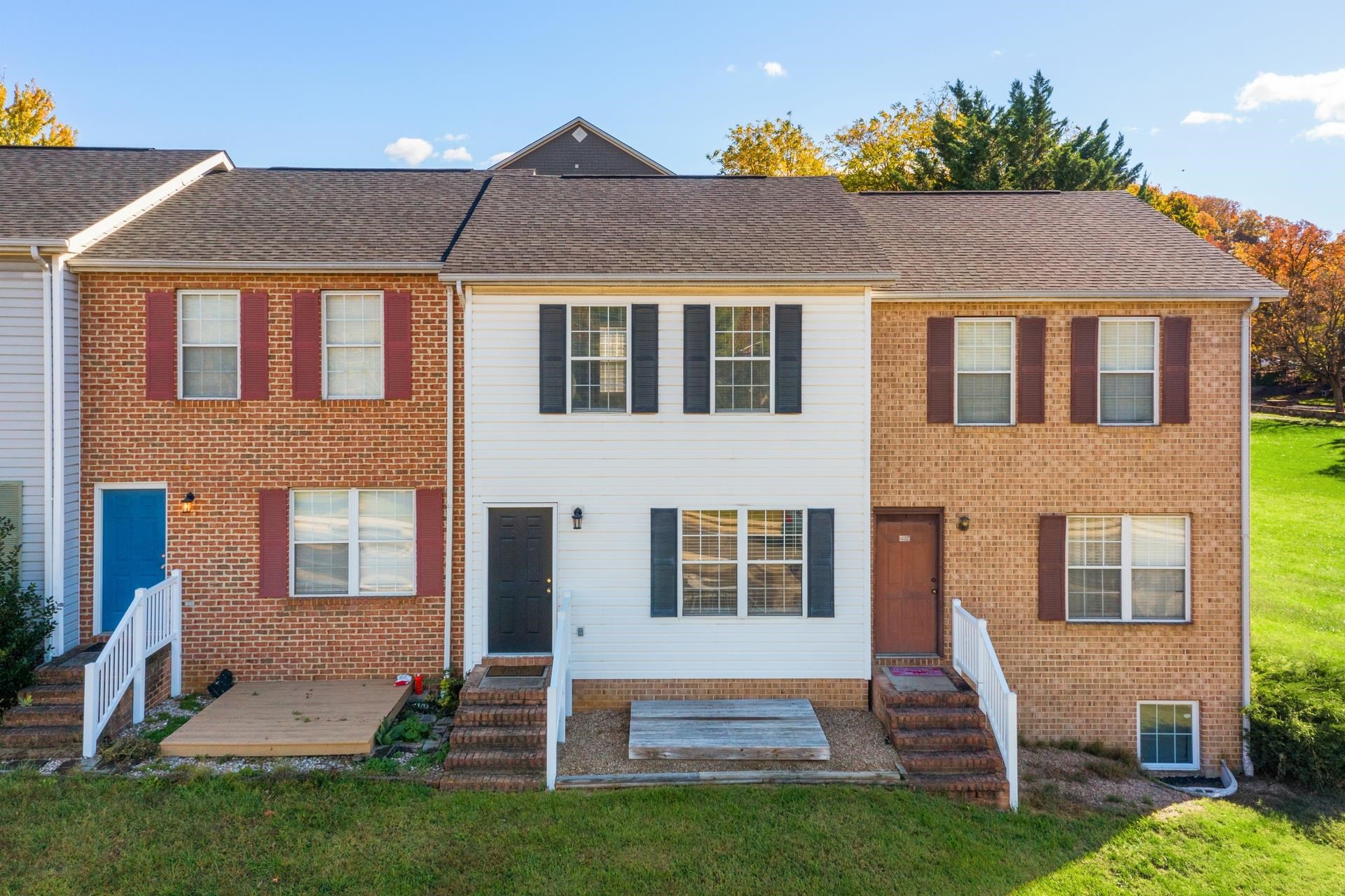 2217 RESERVOIR ST, HARRISONBURG, Virginia 22801, 2 Bedrooms Bedrooms, ,2 BathroomsBathrooms,Residential,Stutzman,2217 RESERVOIR ST,670432 MLS # 670432 2217 RESERVOIR ST, HARRISONBURG, Virginia 22801, 2 Bedrooms Bedrooms, ,2 BathroomsBathrooms,Residential,Stutzman,2217 RESERVOIR ST,670432 MLS # 670432