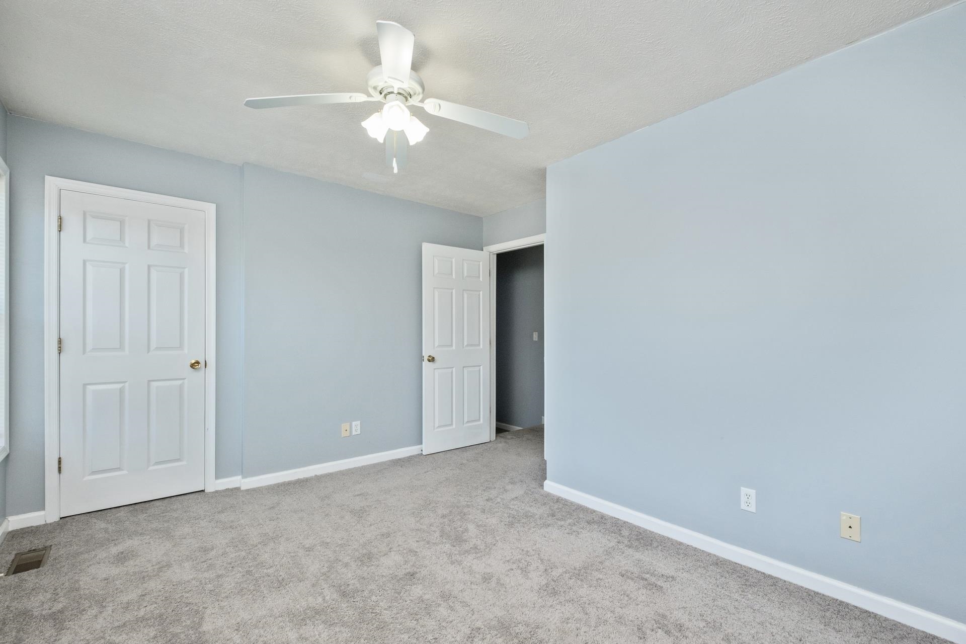 2217 RESERVOIR ST, HARRISONBURG, Virginia 22801, 2 Bedrooms Bedrooms, ,2 BathroomsBathrooms,Residential,Stutzman,2217 RESERVOIR ST,670432 MLS # 670432 2217 RESERVOIR ST, HARRISONBURG, Virginia 22801, 2 Bedrooms Bedrooms, ,2 BathroomsBathrooms,Residential,Stutzman,2217 RESERVOIR ST,670432 MLS # 670432