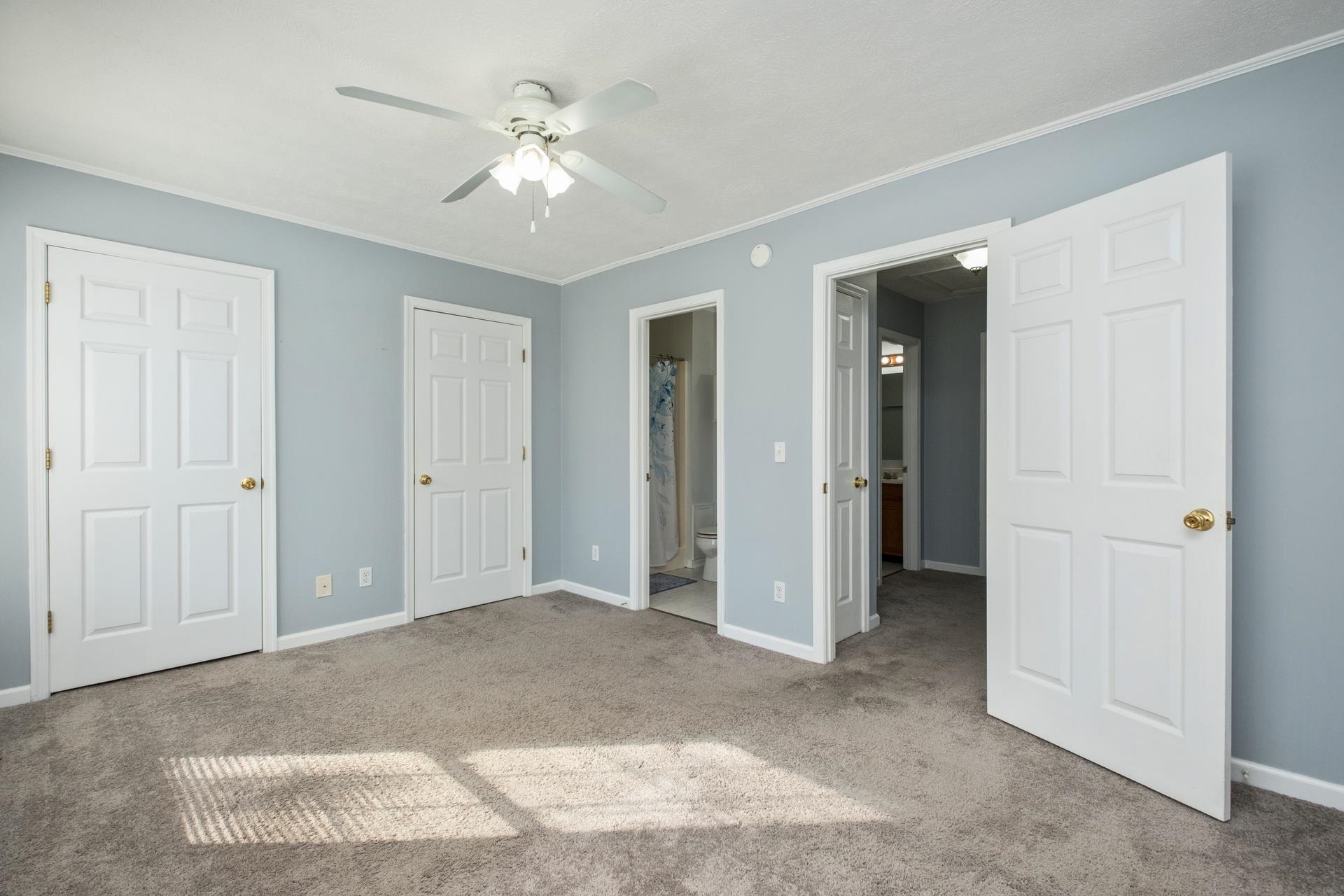 2217 RESERVOIR ST, HARRISONBURG, Virginia 22801, 2 Bedrooms Bedrooms, ,2 BathroomsBathrooms,Residential,Stutzman,2217 RESERVOIR ST,670432 MLS # 670432 2217 RESERVOIR ST, HARRISONBURG, Virginia 22801, 2 Bedrooms Bedrooms, ,2 BathroomsBathrooms,Residential,Stutzman,2217 RESERVOIR ST,670432 MLS # 670432