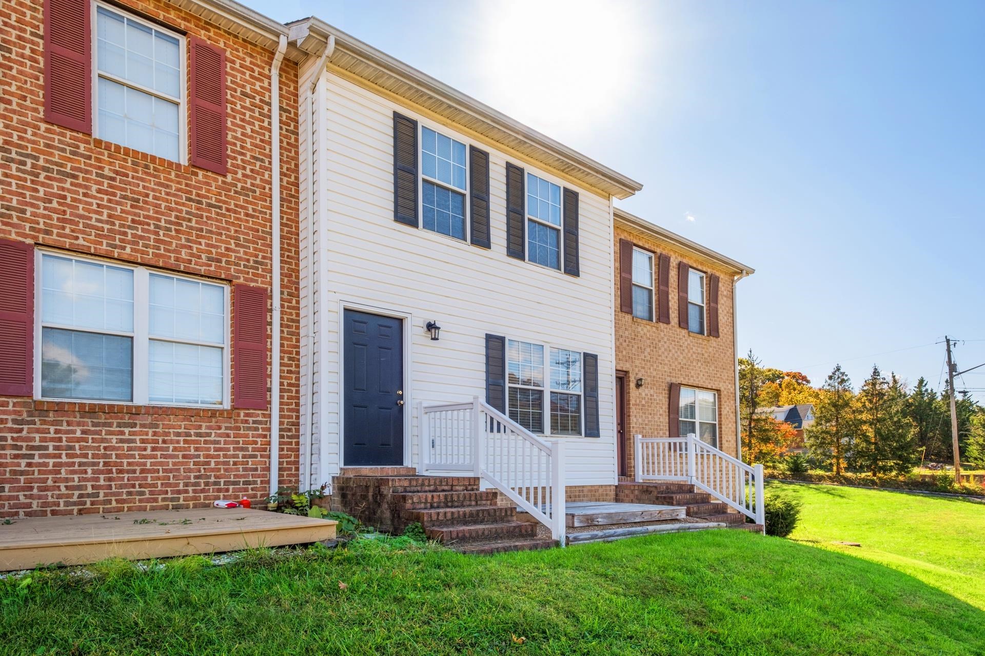 2217 RESERVOIR ST, HARRISONBURG, Virginia 22801, 2 Bedrooms Bedrooms, ,2 BathroomsBathrooms,Residential,Stutzman,2217 RESERVOIR ST,670432 MLS # 670432 2217 RESERVOIR ST, HARRISONBURG, Virginia 22801, 2 Bedrooms Bedrooms, ,2 BathroomsBathrooms,Residential,Stutzman,2217 RESERVOIR ST,670432 MLS # 670432