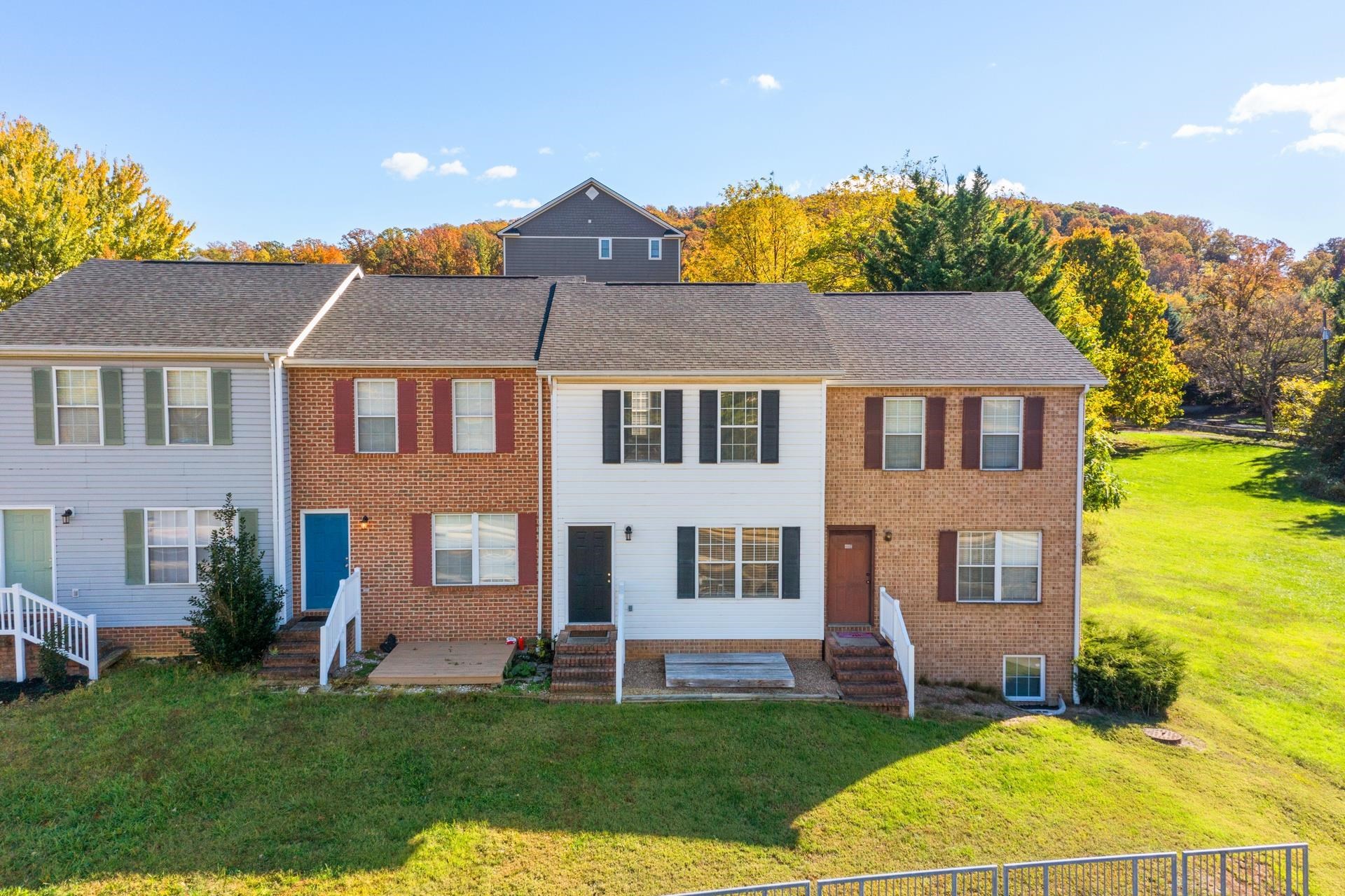 2217 RESERVOIR ST, HARRISONBURG, Virginia 22801, 2 Bedrooms Bedrooms, ,2 BathroomsBathrooms,Residential,Stutzman,2217 RESERVOIR ST,670432 MLS # 670432 2217 RESERVOIR ST, HARRISONBURG, Virginia 22801, 2 Bedrooms Bedrooms, ,2 BathroomsBathrooms,Residential,Stutzman,2217 RESERVOIR ST,670432 MLS # 670432